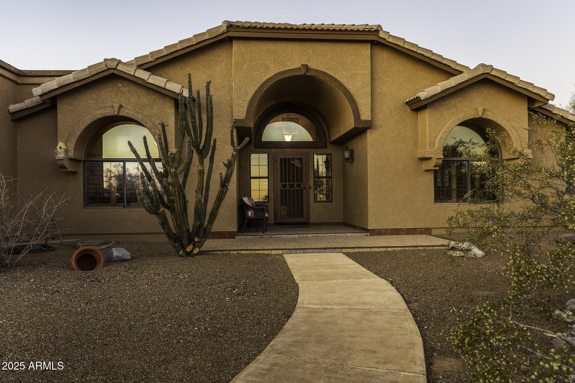 11378 N SOMBRA DEL MONTE Road