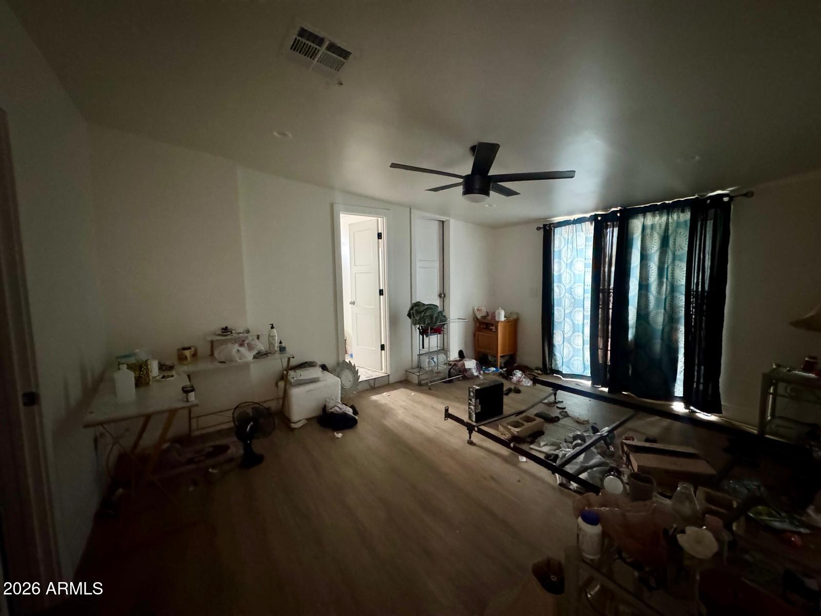 504 N SUNSHINE Boulevard