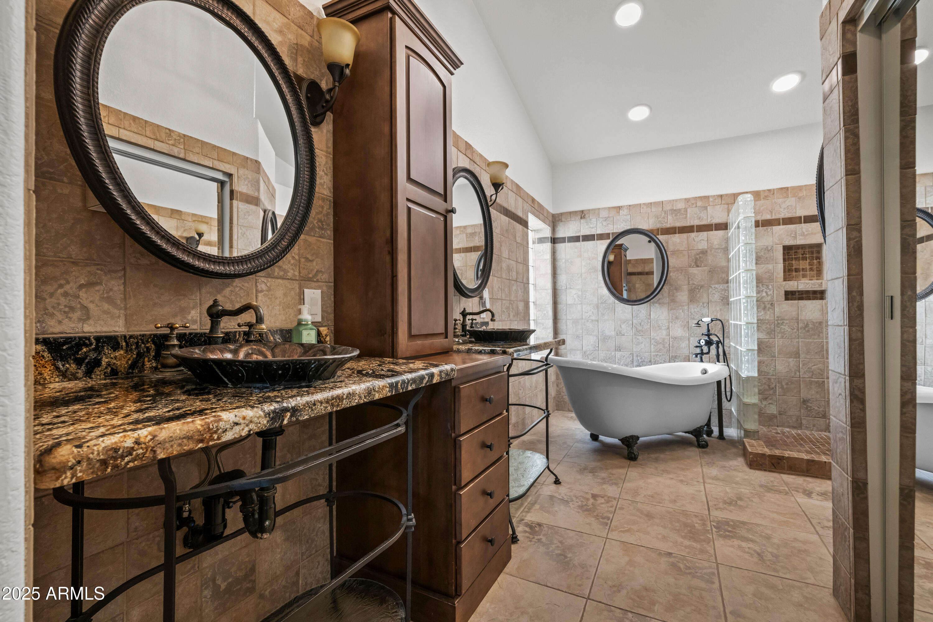 Cave Creek, Arizona 85331, United States, 4 Bedrooms Bedrooms, ,2 BathroomsBathrooms,Residential,Pending,159712