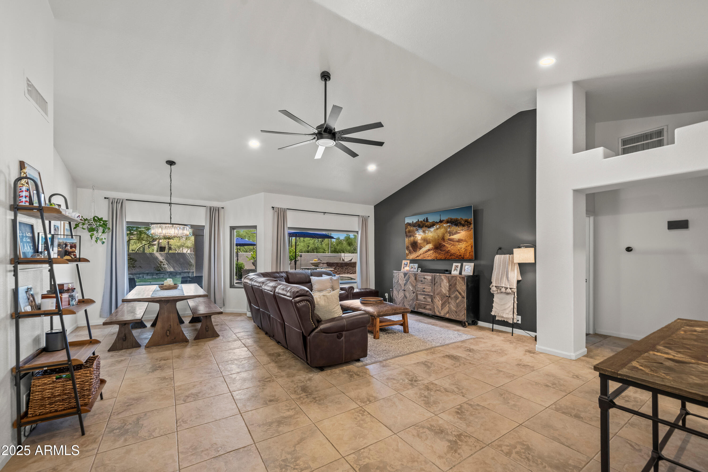 4507 E DUANE Lane