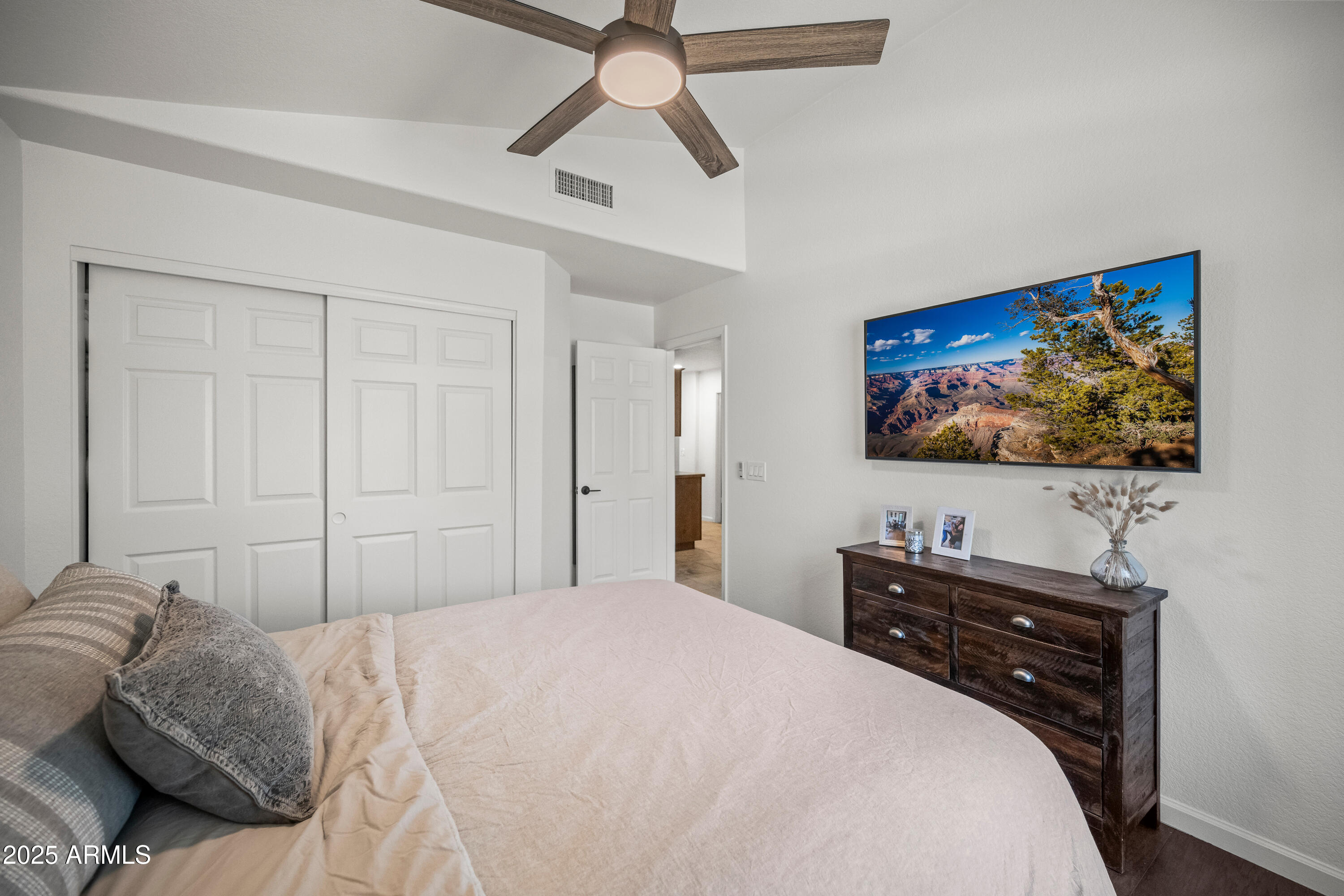 Cave Creek, Arizona 85331, United States, 4 Bedrooms Bedrooms, ,2 BathroomsBathrooms,Residential,Pending,159712