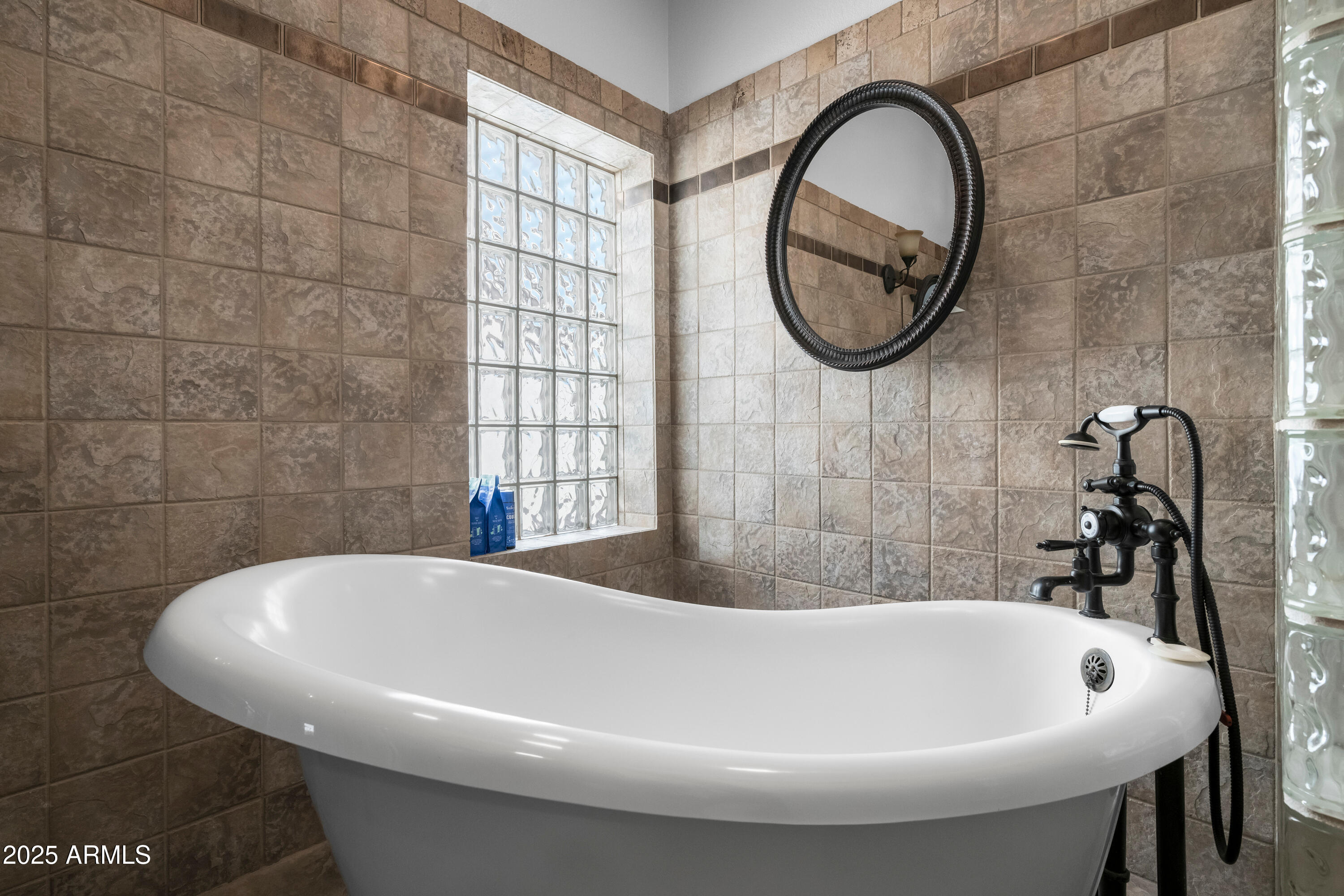 Cave Creek, Arizona 85331, United States, 4 Bedrooms Bedrooms, ,2 BathroomsBathrooms,Residential,Pending,159712