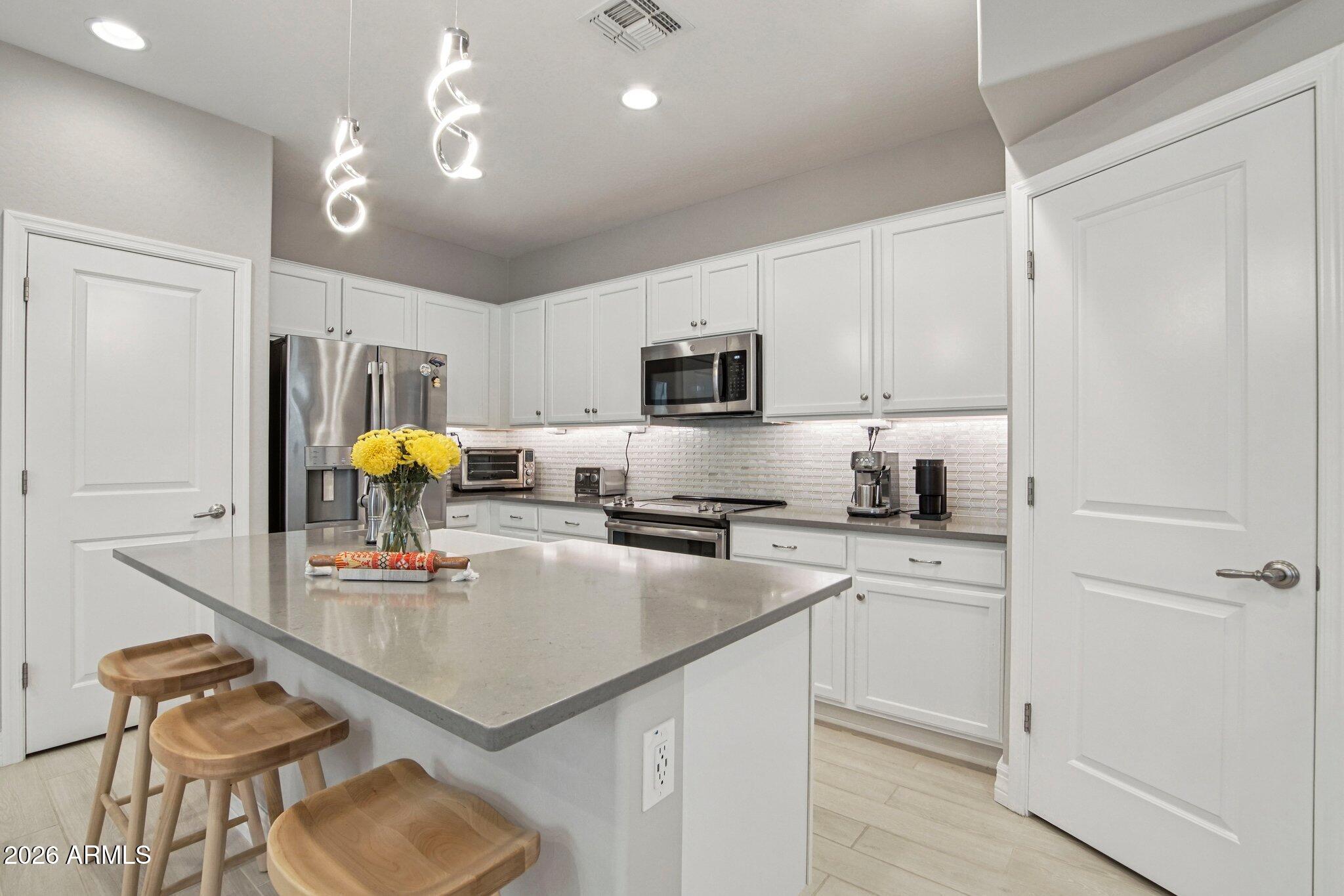 8245 E Impala Ave, Mesa, AZ, 85209