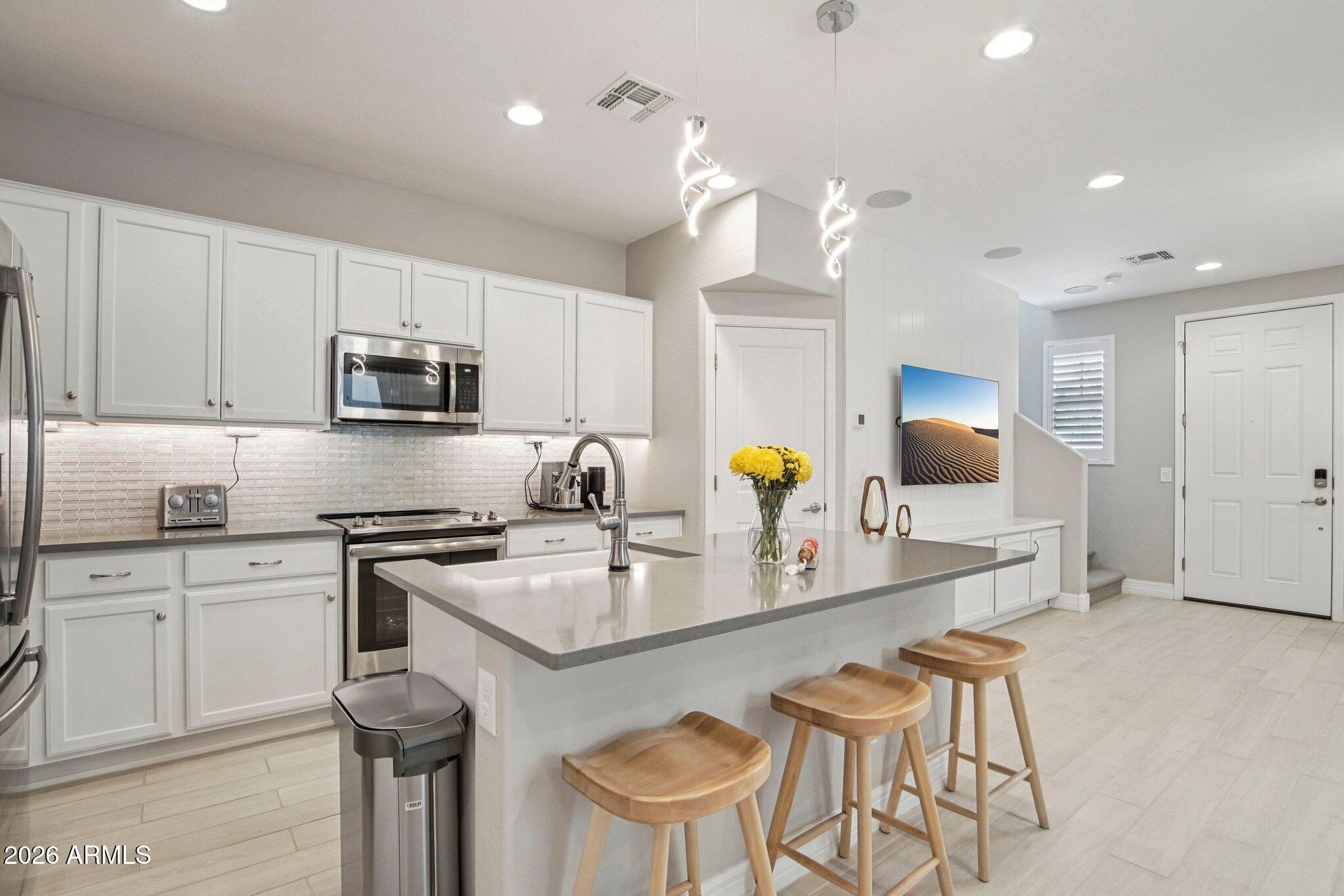 8245 E IMPALA Avenue