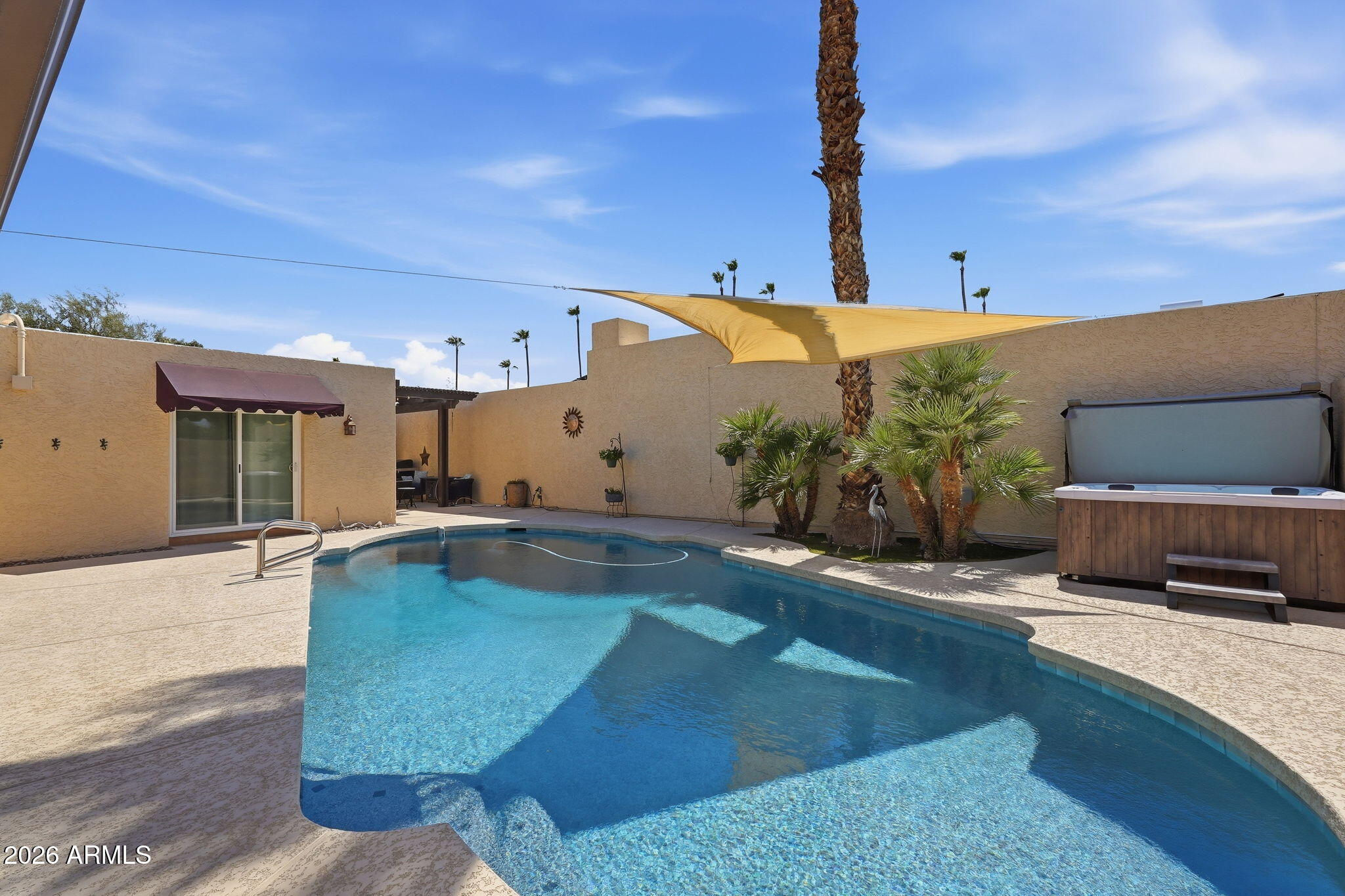 2107 E ALAMEDA Drive