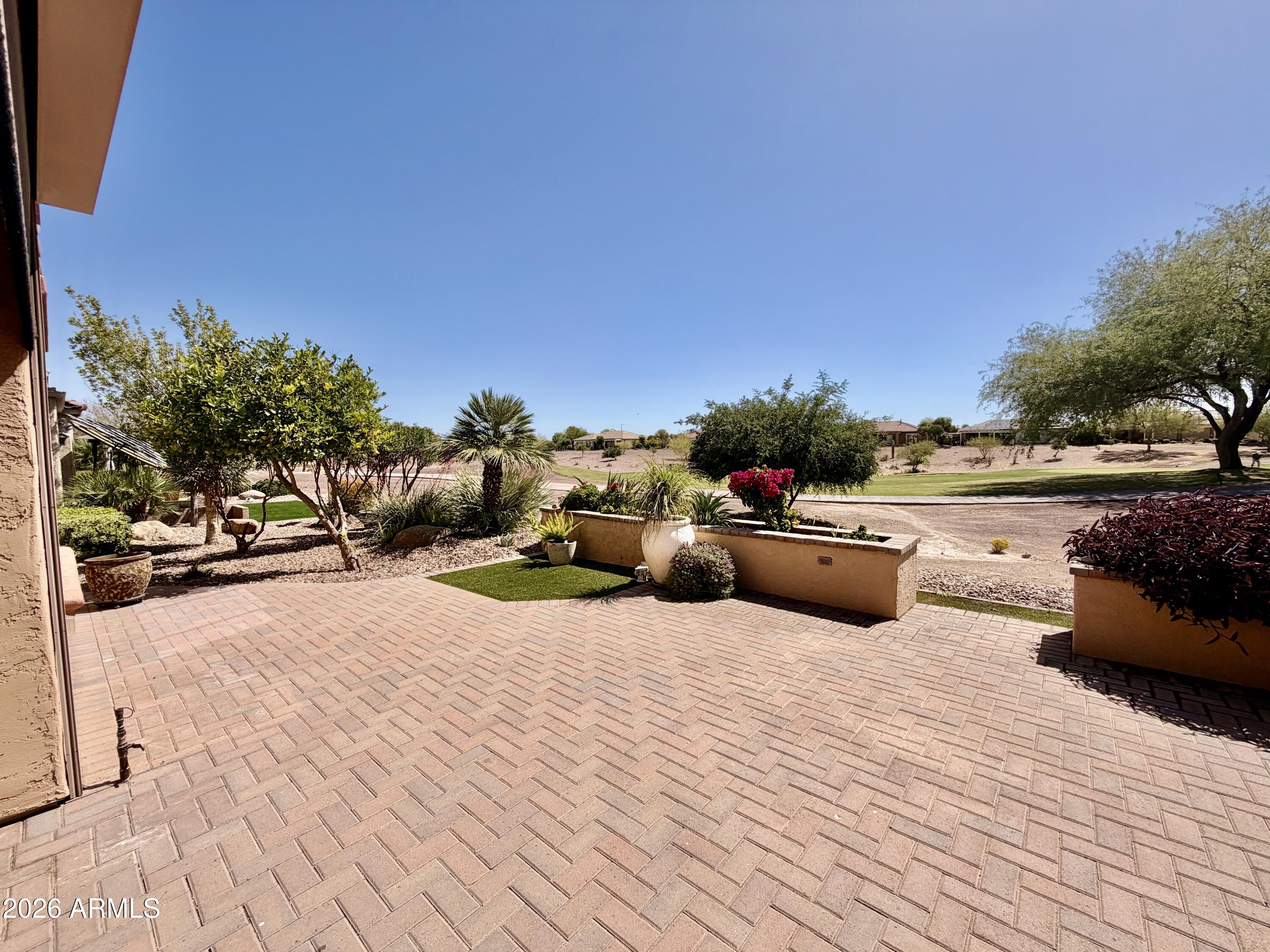 4223 N PETERSBURG Drive