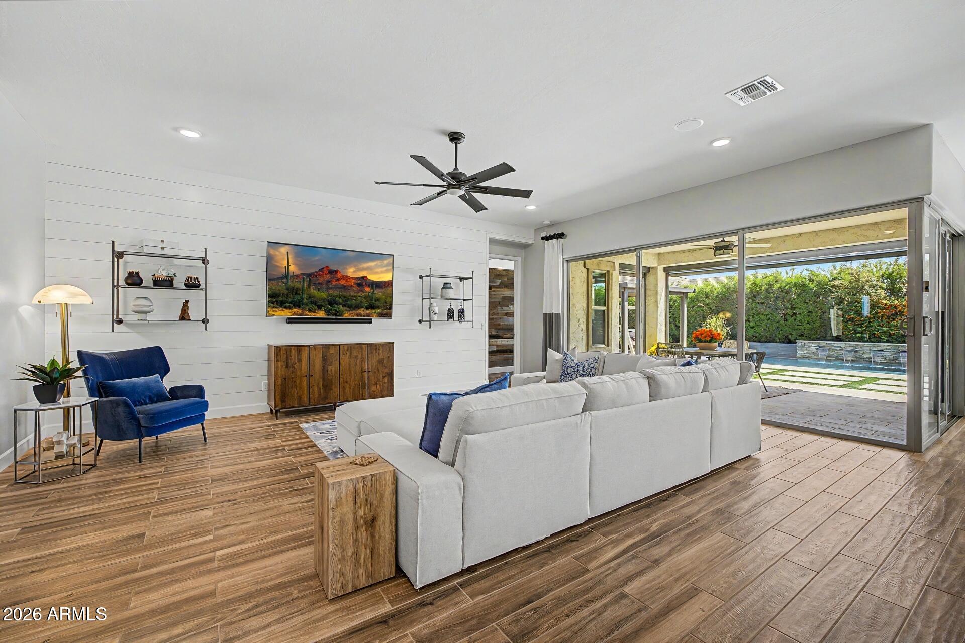 HARVEST QUEEN CREEK PARCEL 1-5 - Residential