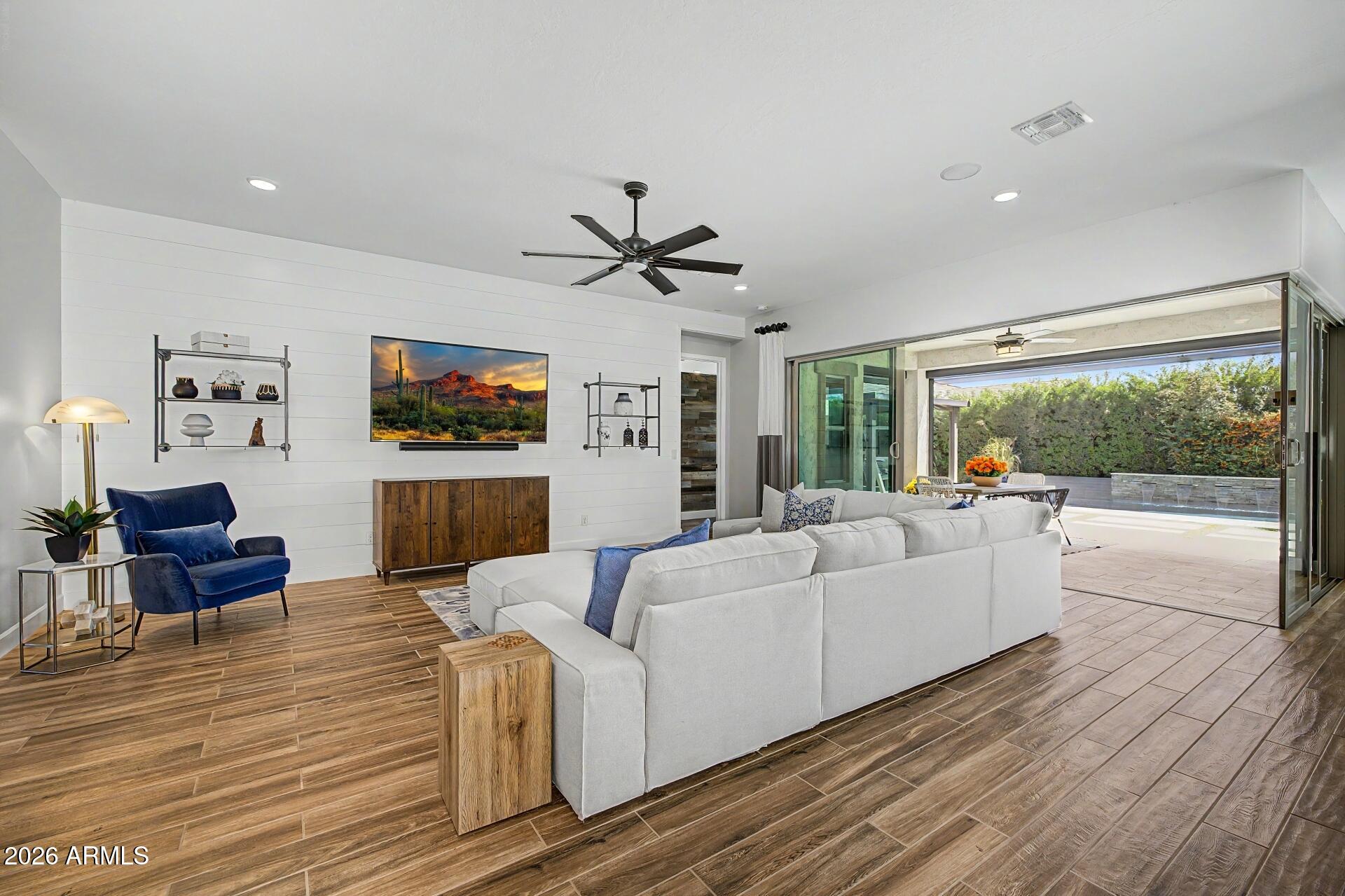 HARVEST QUEEN CREEK PARCEL 1-5 - Residential
