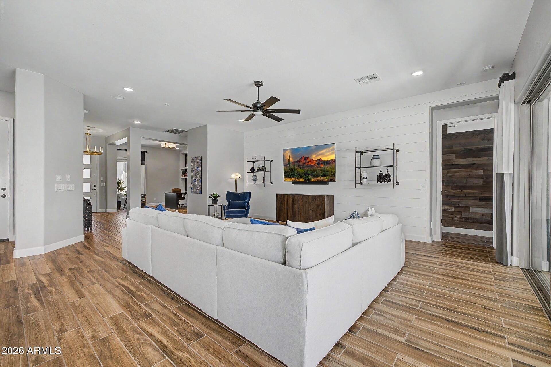 HARVEST QUEEN CREEK PARCEL 1-5 - Residential