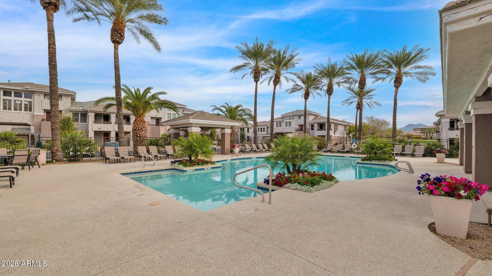 KIERLAND GREENS CONDOMINIUMS AMD - Residential