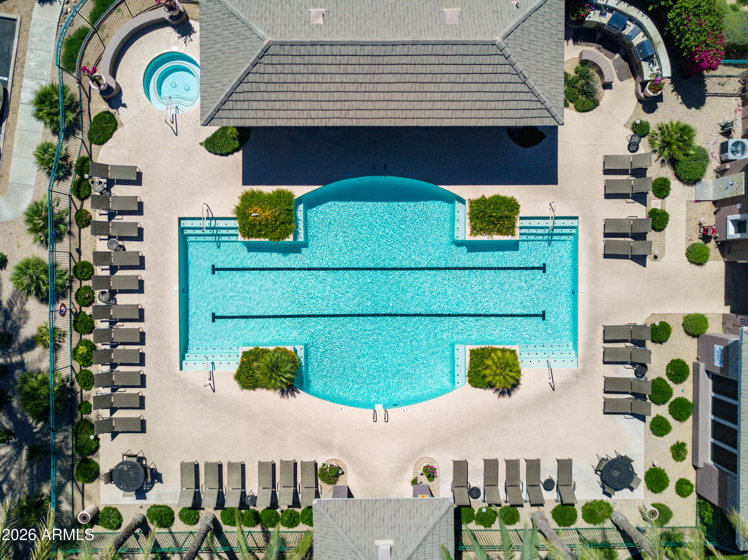 KIERLAND GREENS CONDOMINIUMS AMD - Residential
