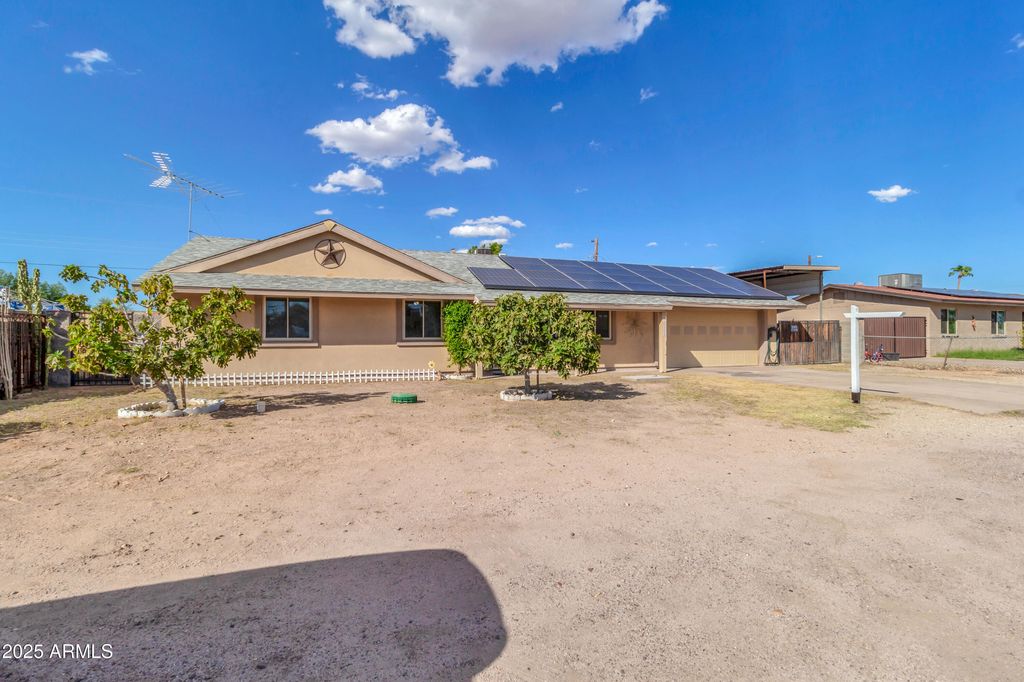 Photo of 10434 E Albany Street, Apache Junction, AZ 85120 (MLS # 6928745)
