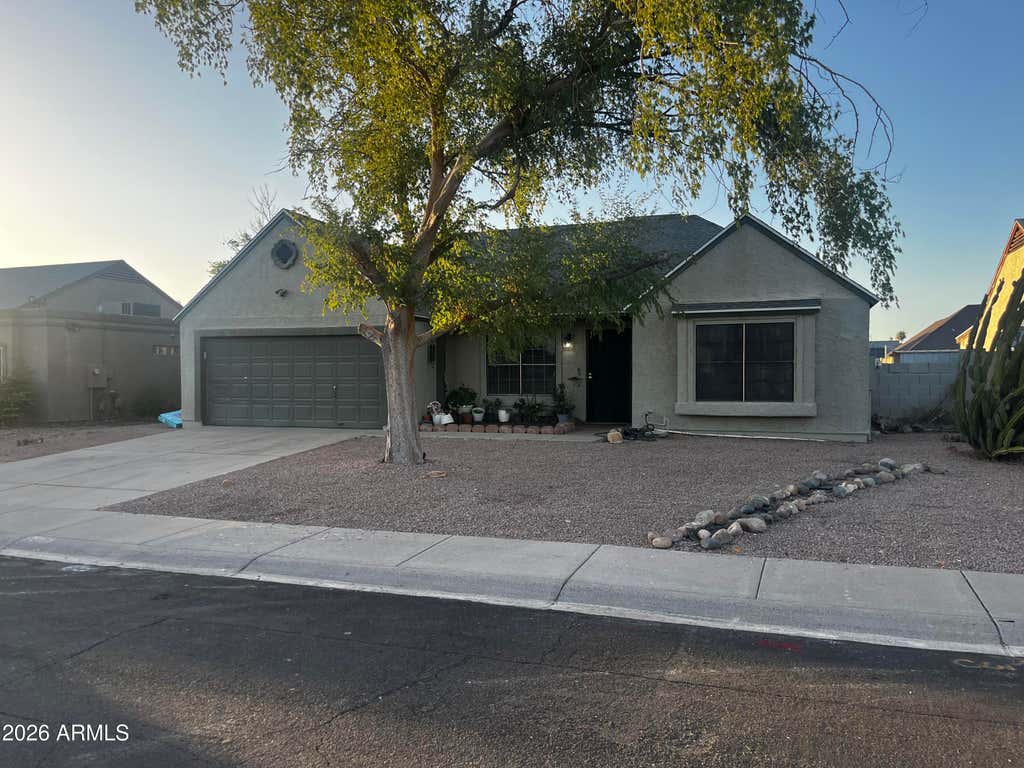 Photo of 5922 W Hearn Road, Glendale, AZ 85306 (MLS # 7053341)