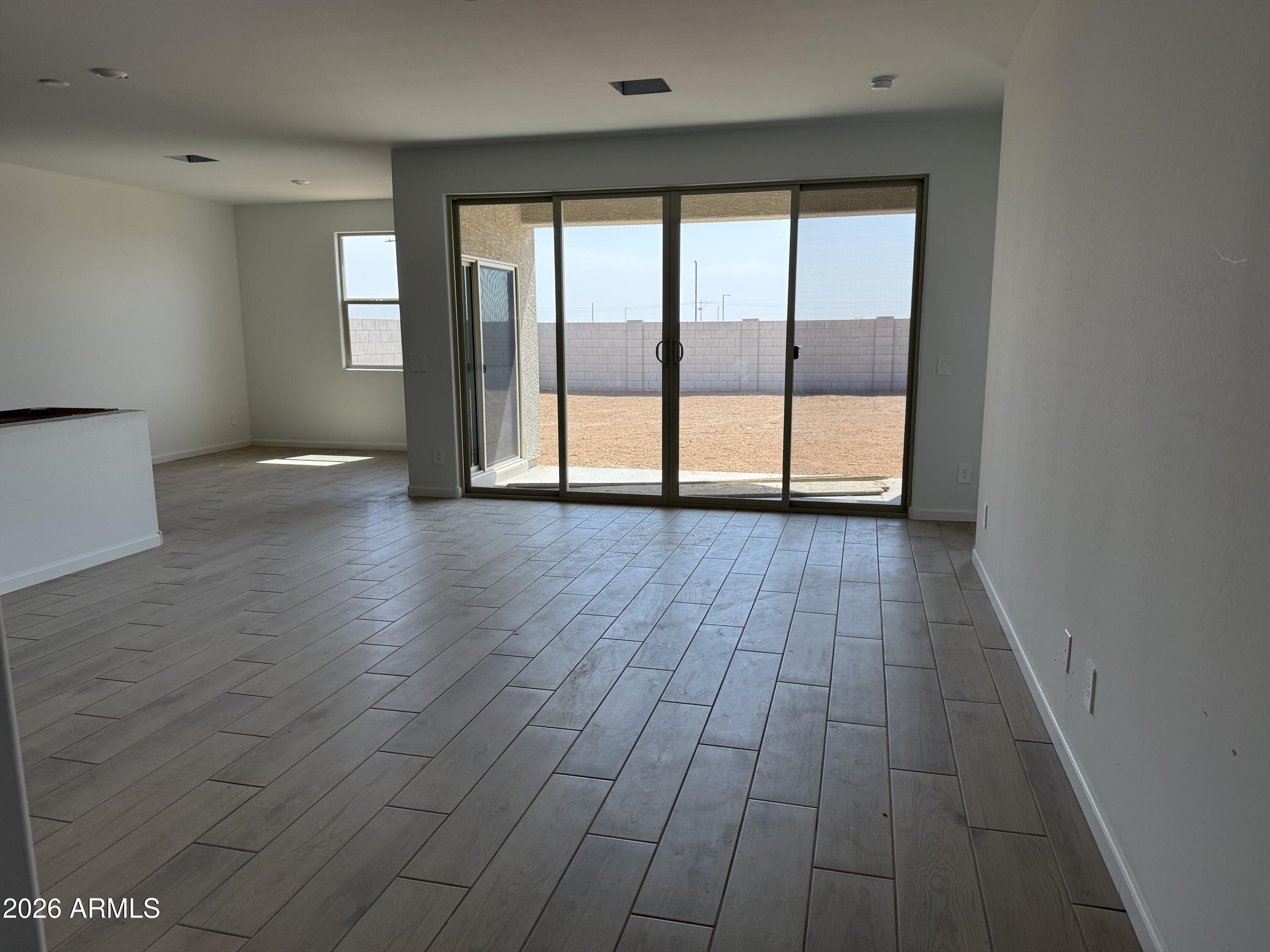 18223 W CAMINO DE ORO --