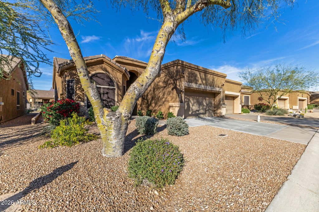 Photo of 7250 E Palo Brea Drive, Gold Canyon, AZ 85118 (MLS # 6989003)