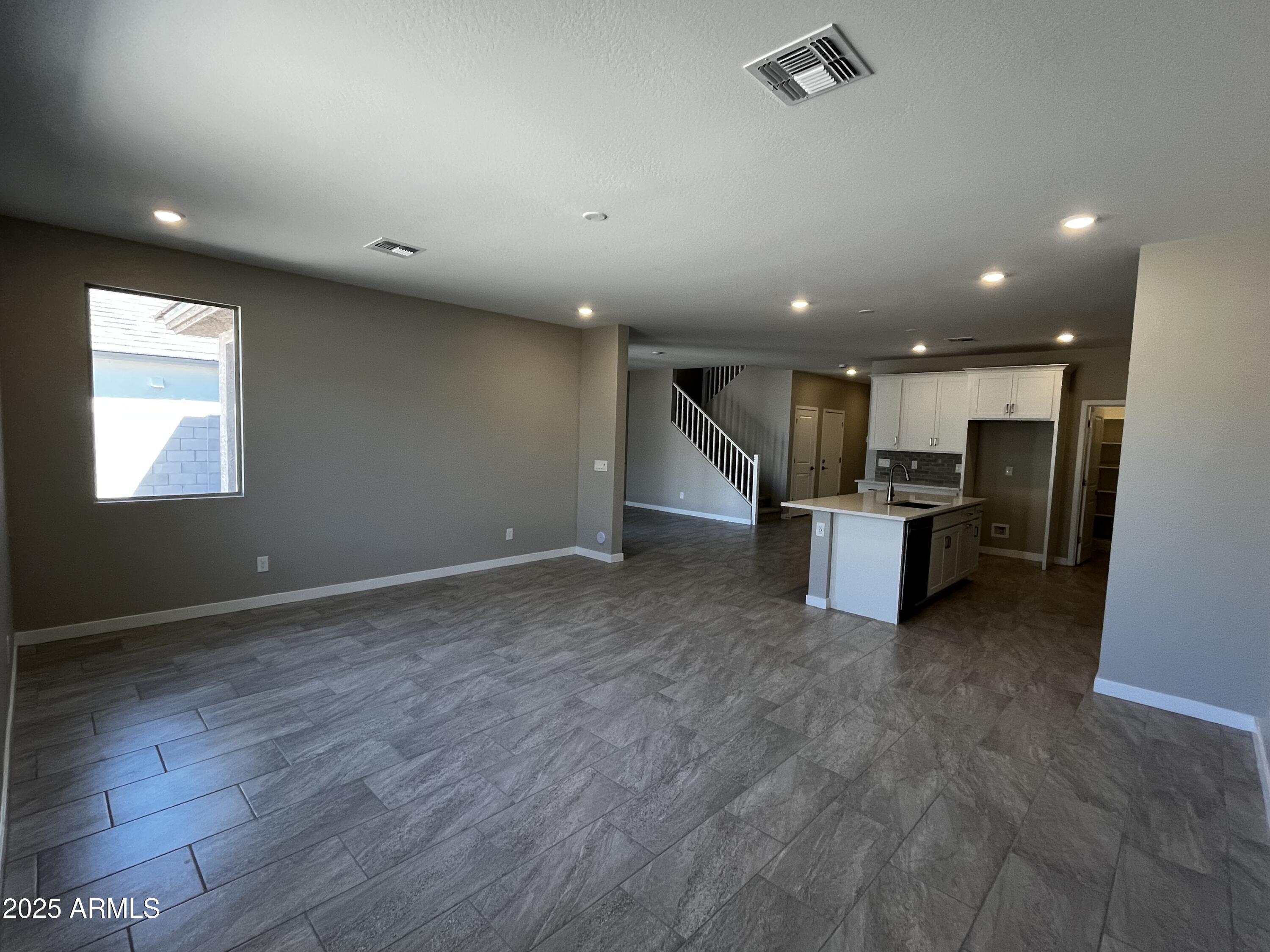 17458 W FULTON Street