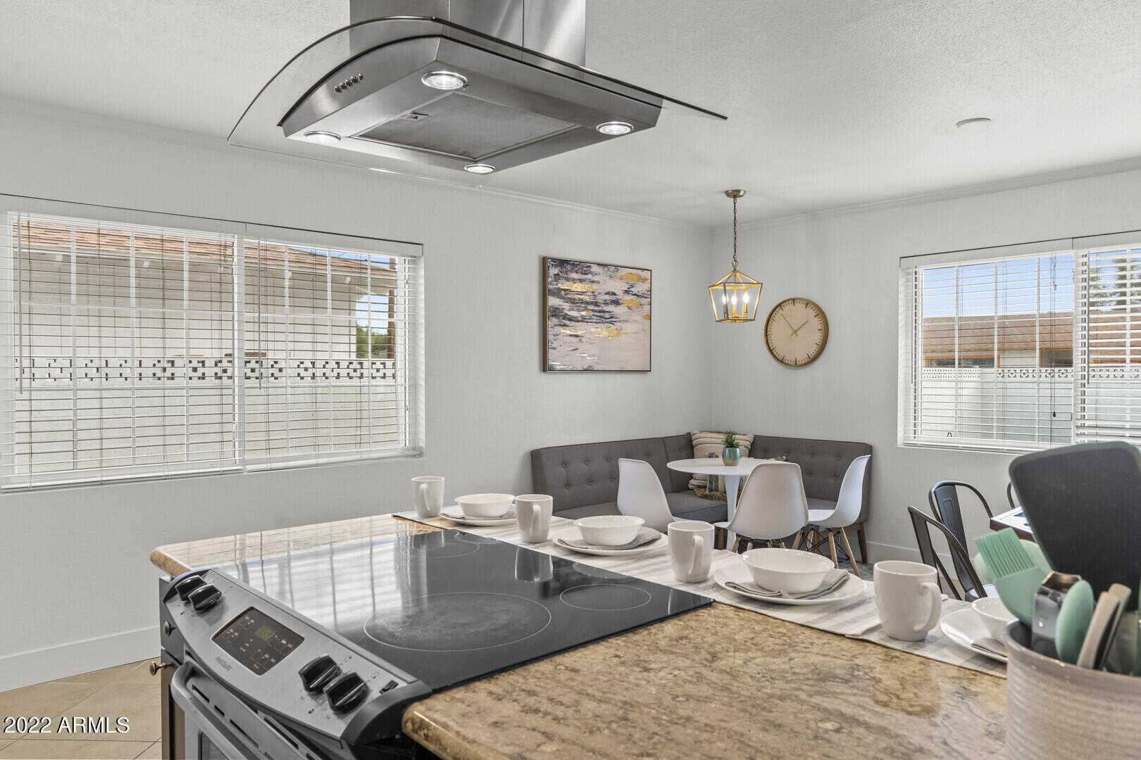 8315 E DEVONSHIRE Avenue