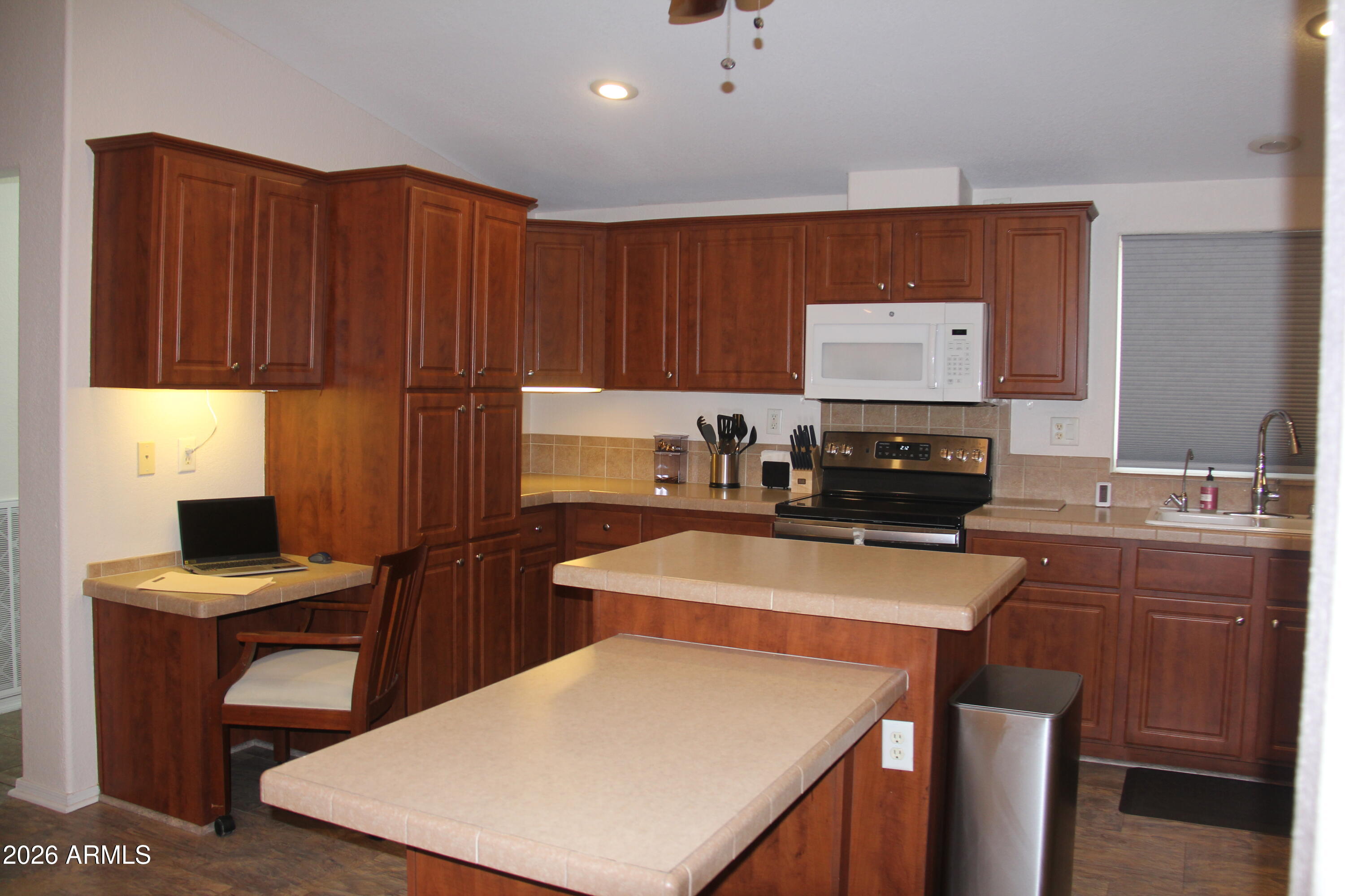 Montesa at Gold Canyon - Residential