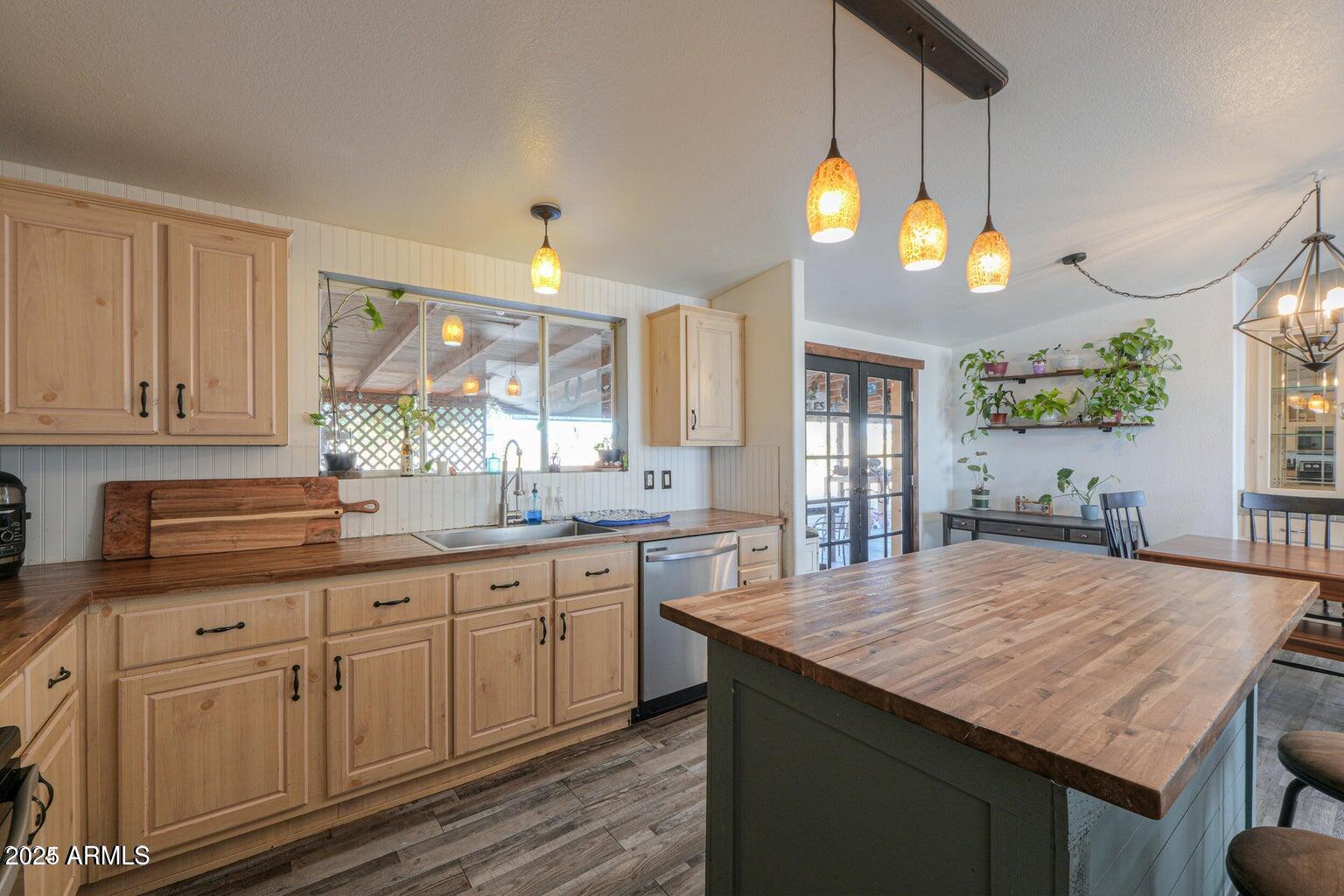 34154 W LA BREA Road