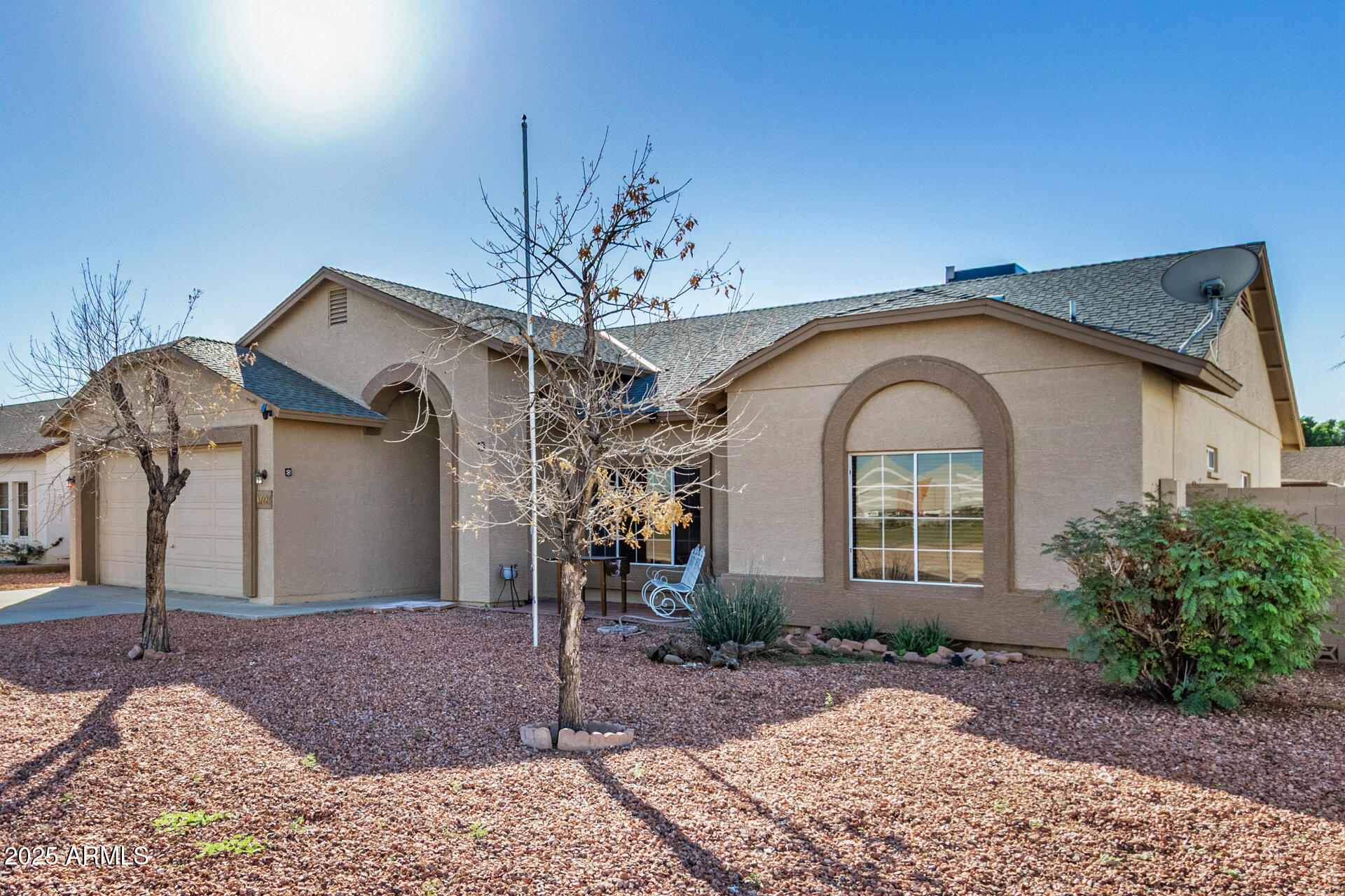 10227 W MISSOURI Avenue