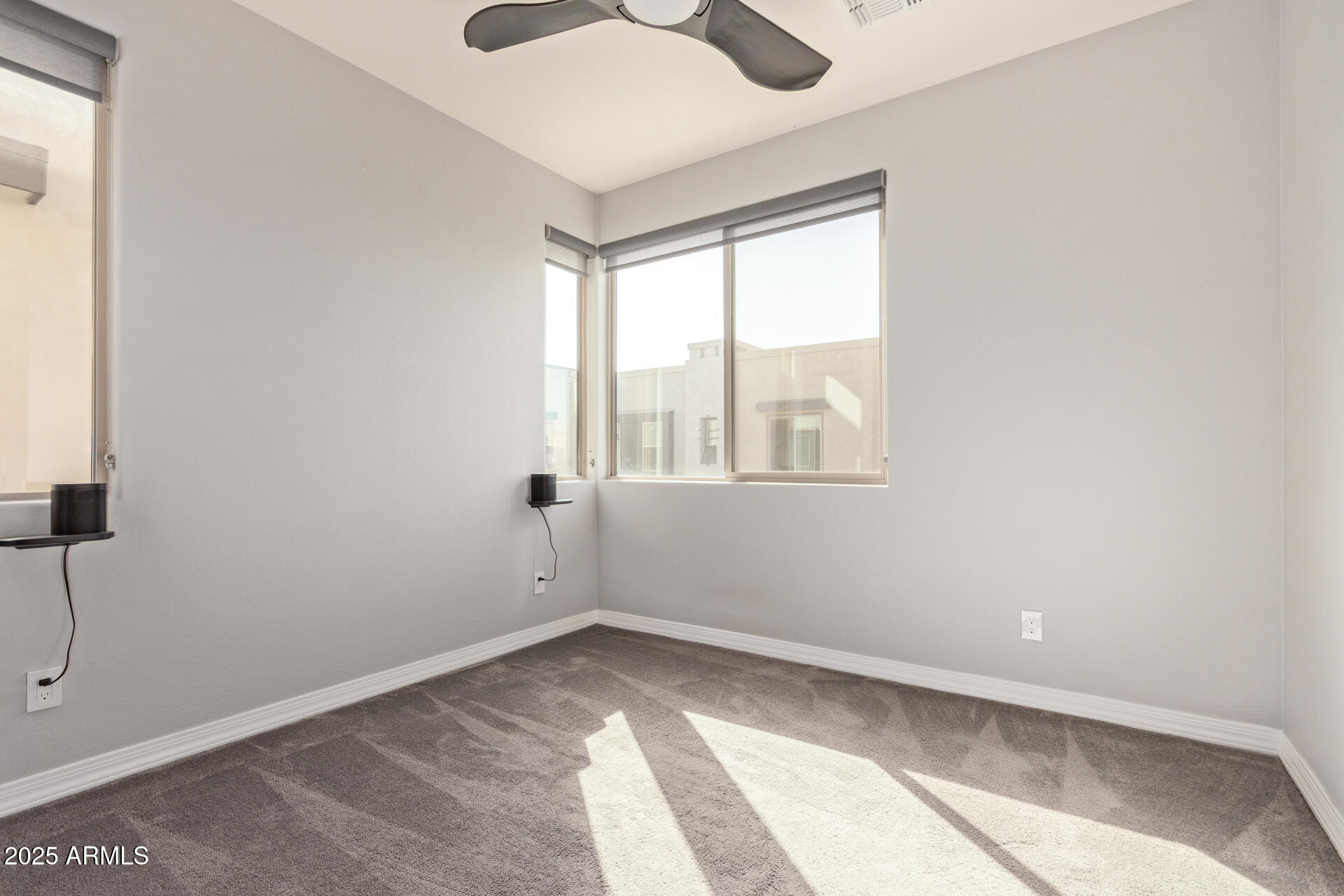 7324 E VISTA BONITA Drive