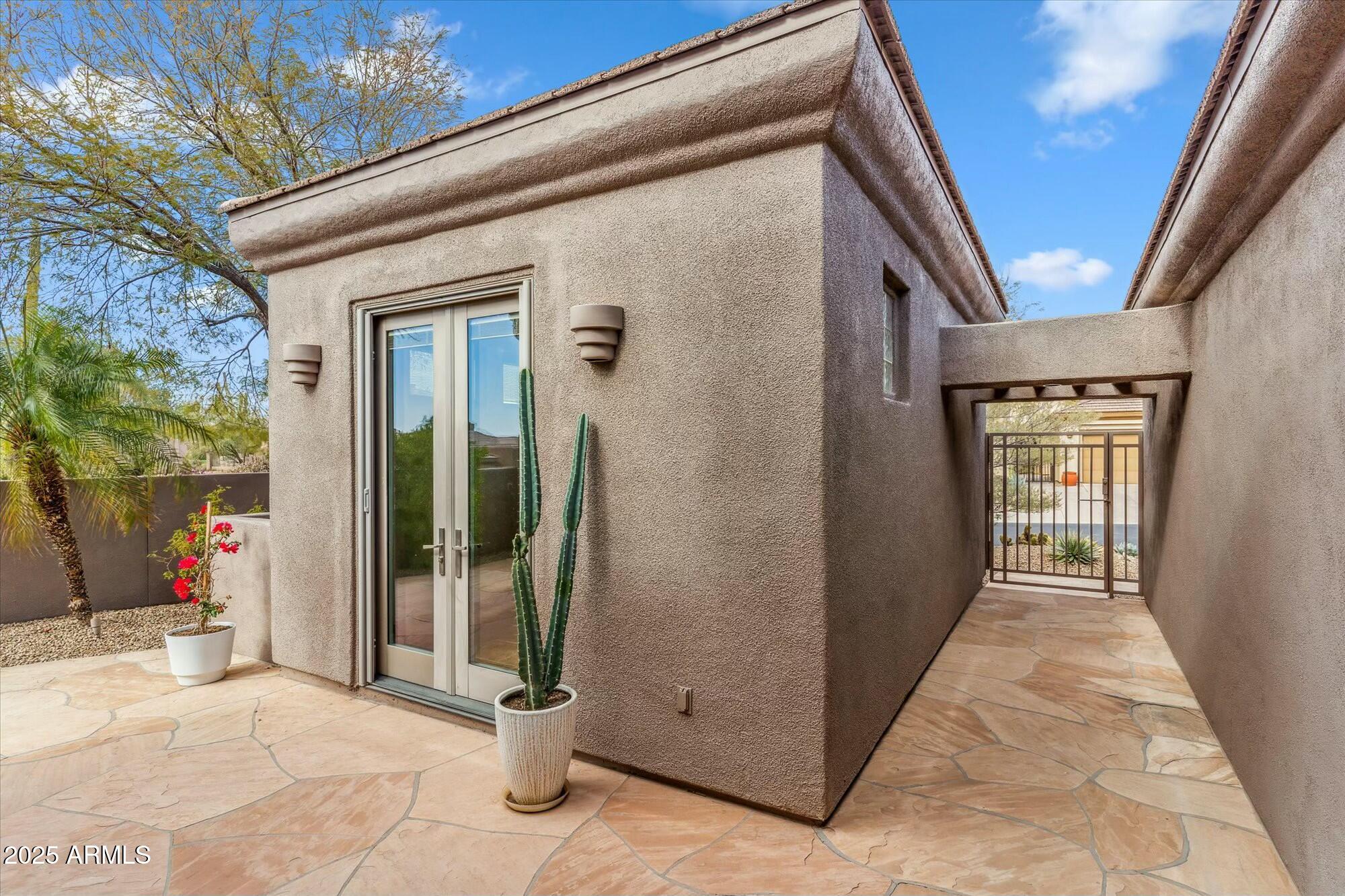 7111 E SIENNA BOUQUET Place