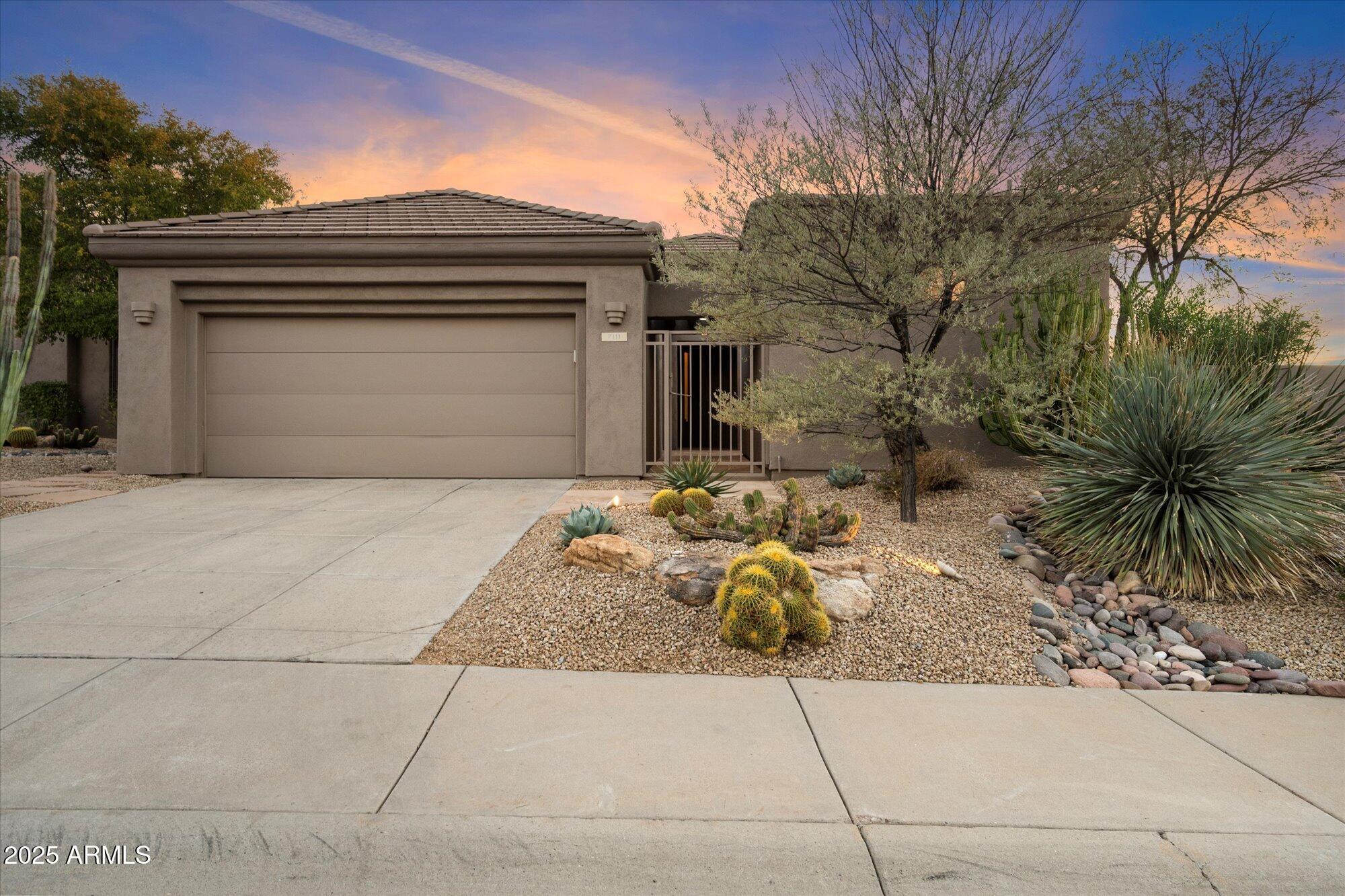 7111 E SIENNA BOUQUET Place
