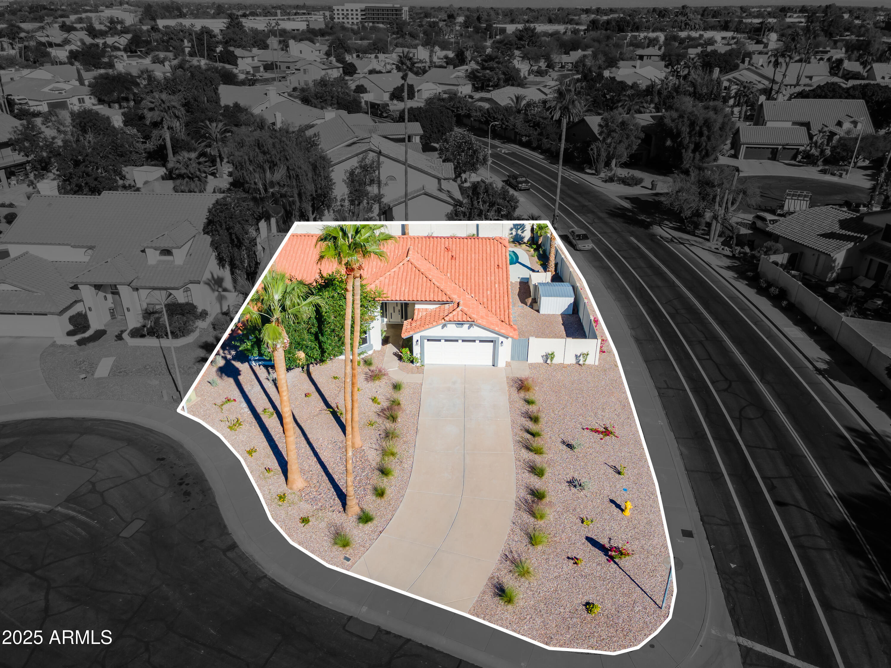 1942 E CALLE DE CABALLOS Road