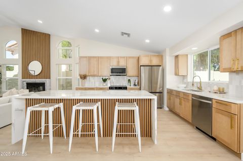 1942 E CALLE DE CABALLOS Road Tempe AZ 85284