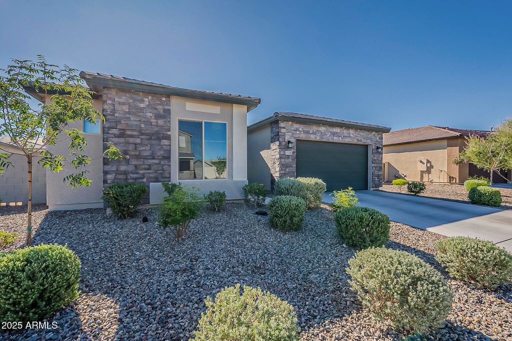 Photo of 5528 N 193rd Avenue, Litchfield Park, AZ 85340 (MLS # 6897786)