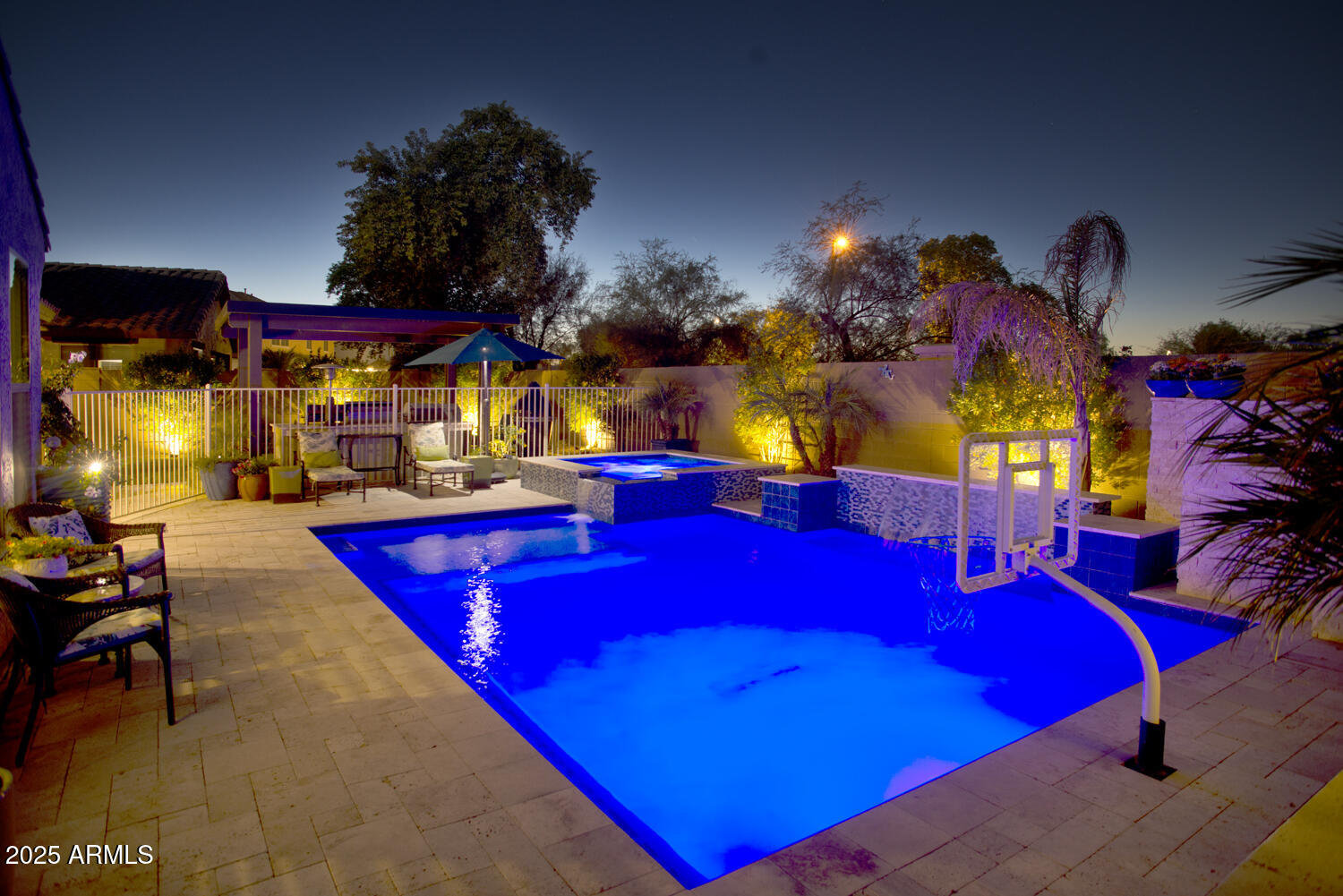 1690 E NIGHTINGALE Lane