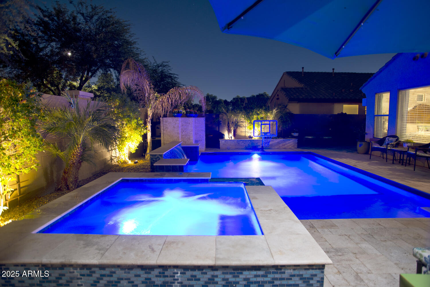 1690 E NIGHTINGALE Lane