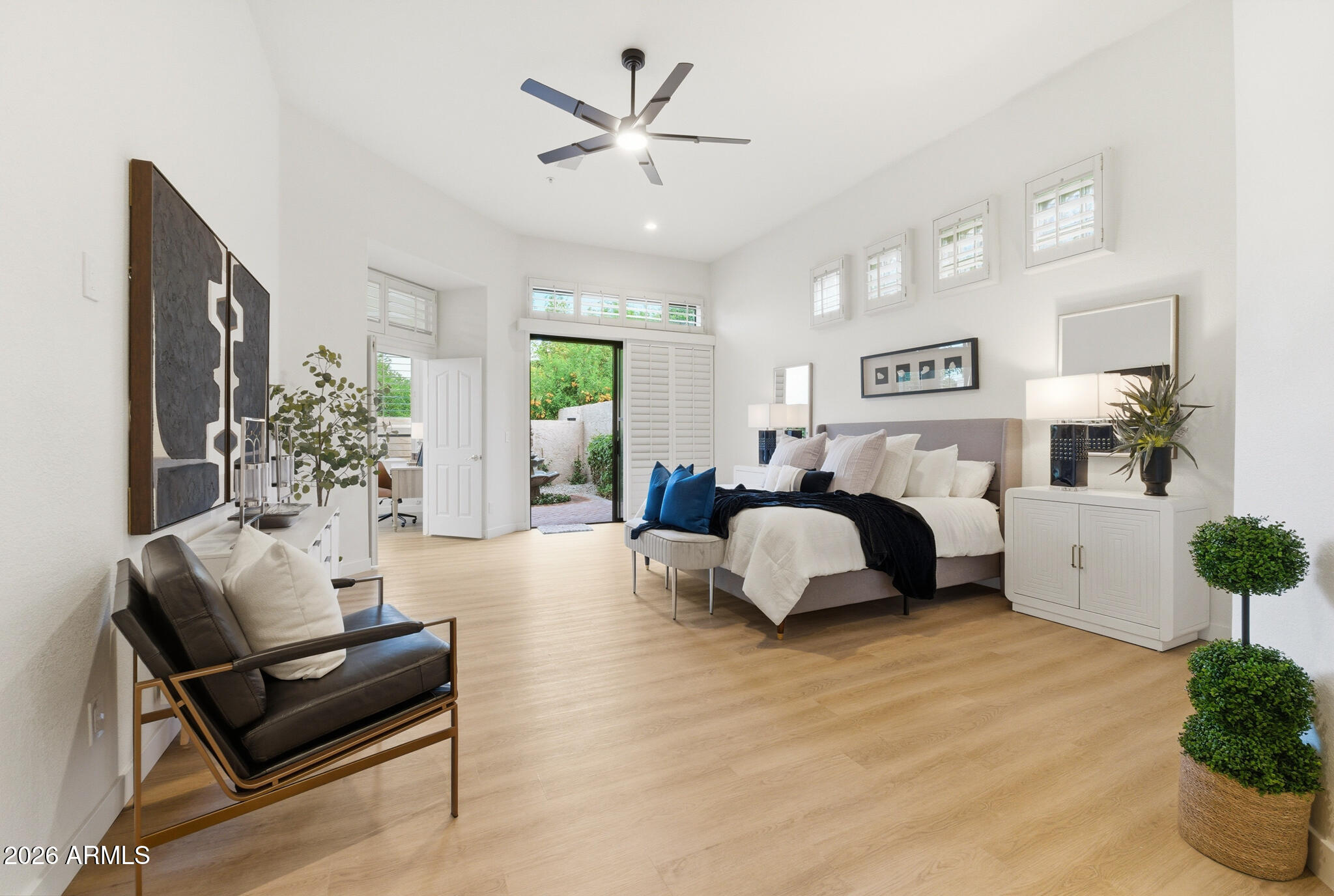 8100 E CAMELBACK Road 167