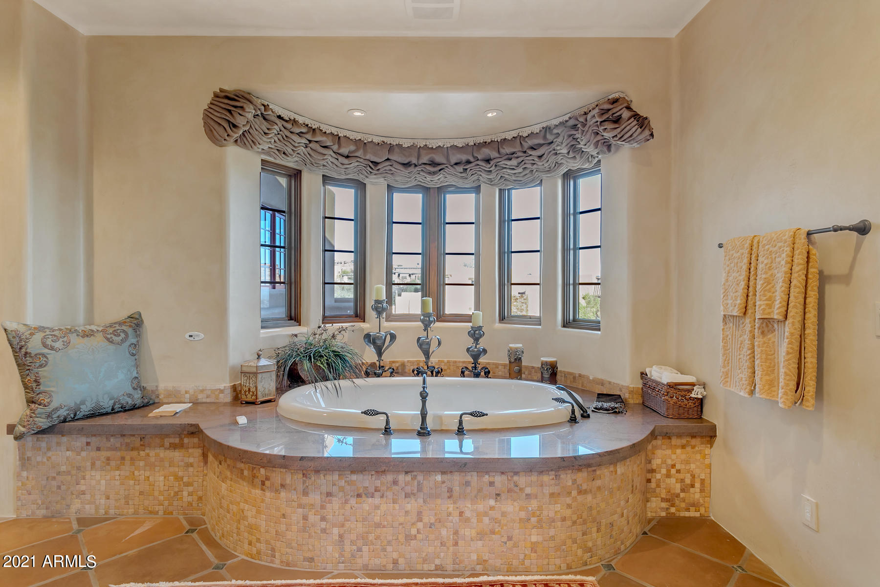 DESERT MOUNTAIN - Residential