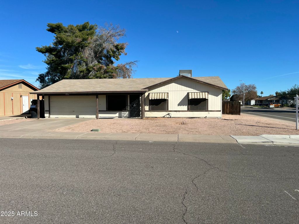 Photo of 505 N Laveen Drive, Chandler, AZ 85226 (MLS # 6959928)