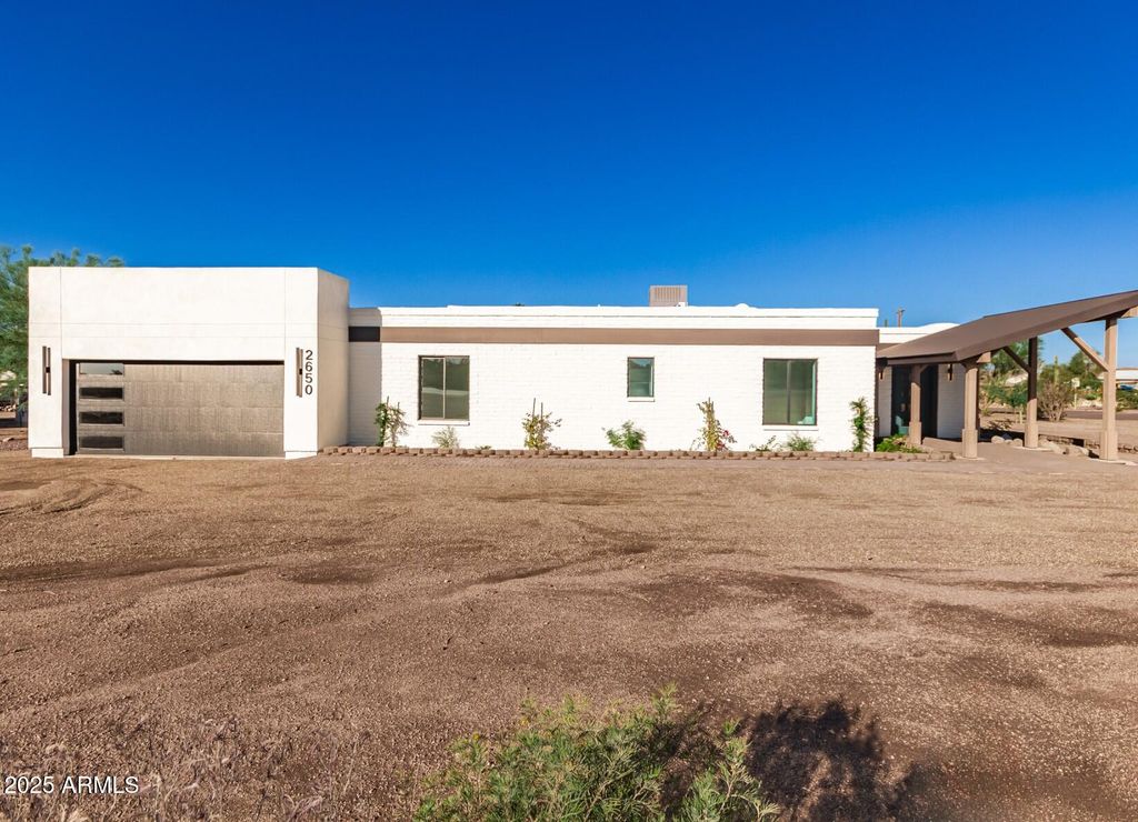 Photo of 2650 N Hawes Road, Mesa, AZ 85207 (MLS # 6930612)
