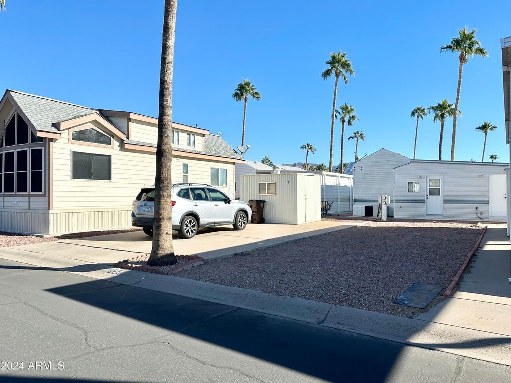 Photo of 965 S Oxide Drive #965, Apache Junction, AZ 85119 (MLS # 6792858)