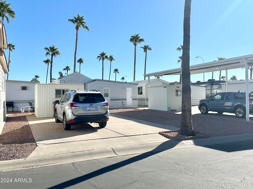 Photo of 965 S Oxide Drive #965, Apache Junction, AZ 85119 (MLS # 6792858)