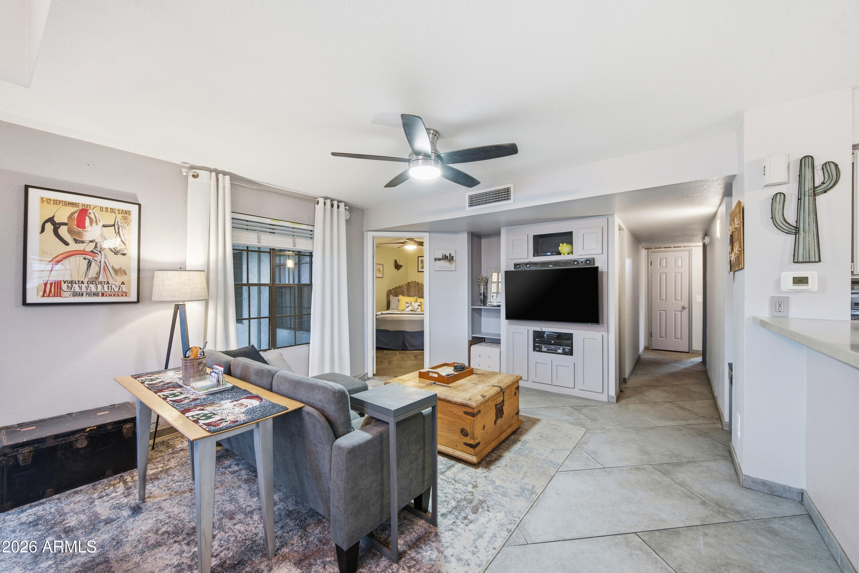 2333 E SOUTHERN Avenue 1075