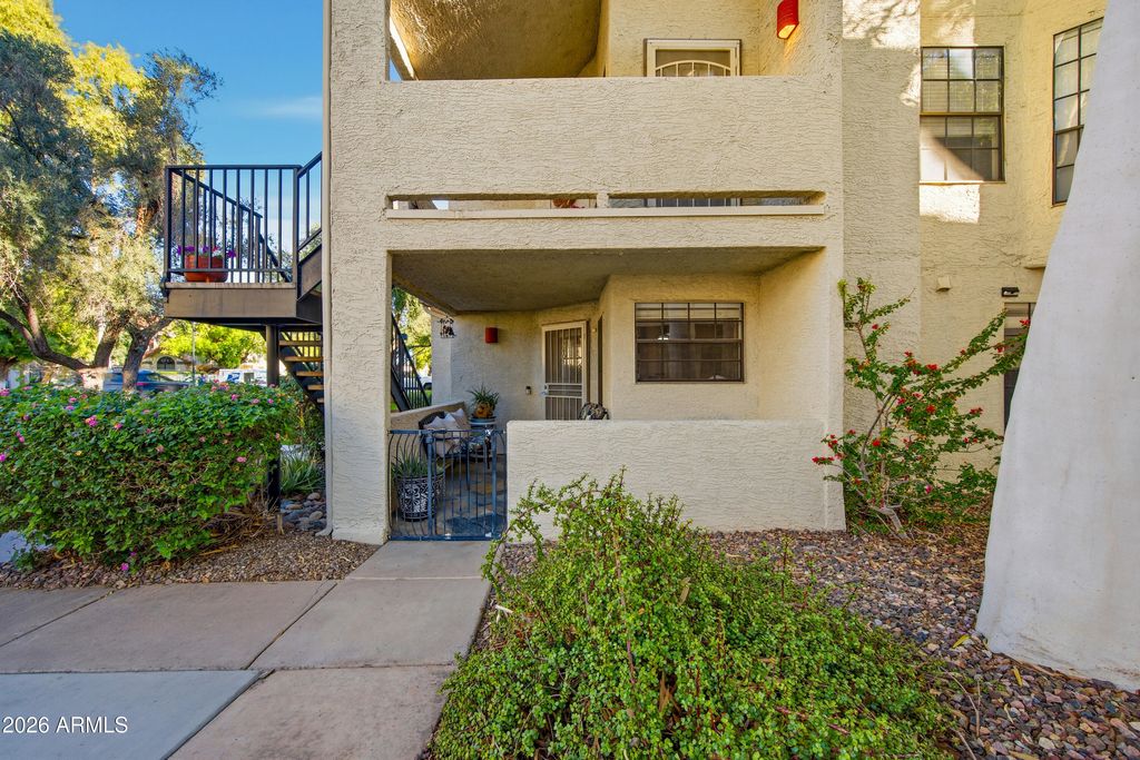 Photo of 2333 E Southern Avenue #1075, Tempe, AZ 85282 (MLS # 6974679)