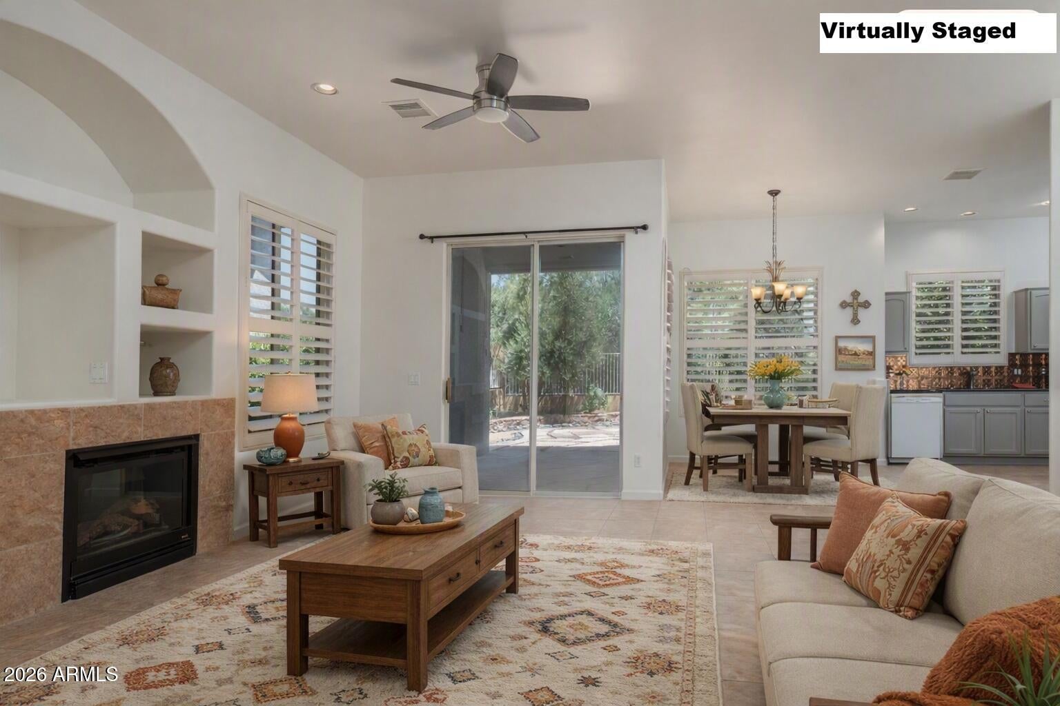 493 S VALLE ESCONDIDO --