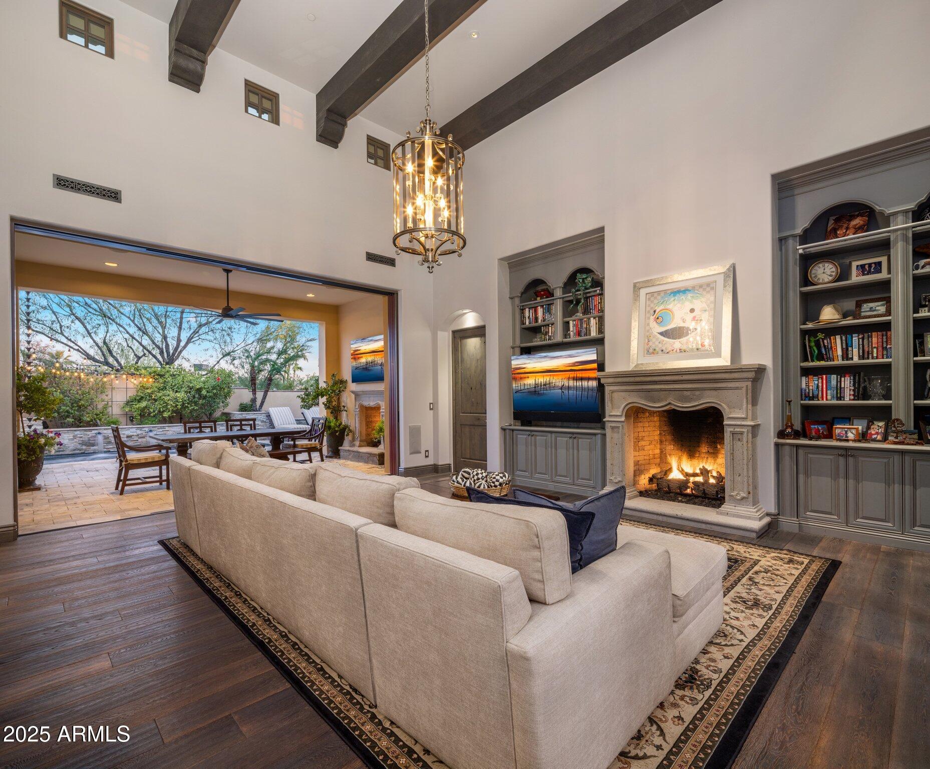 3980 E SIERRA VISTA Drive