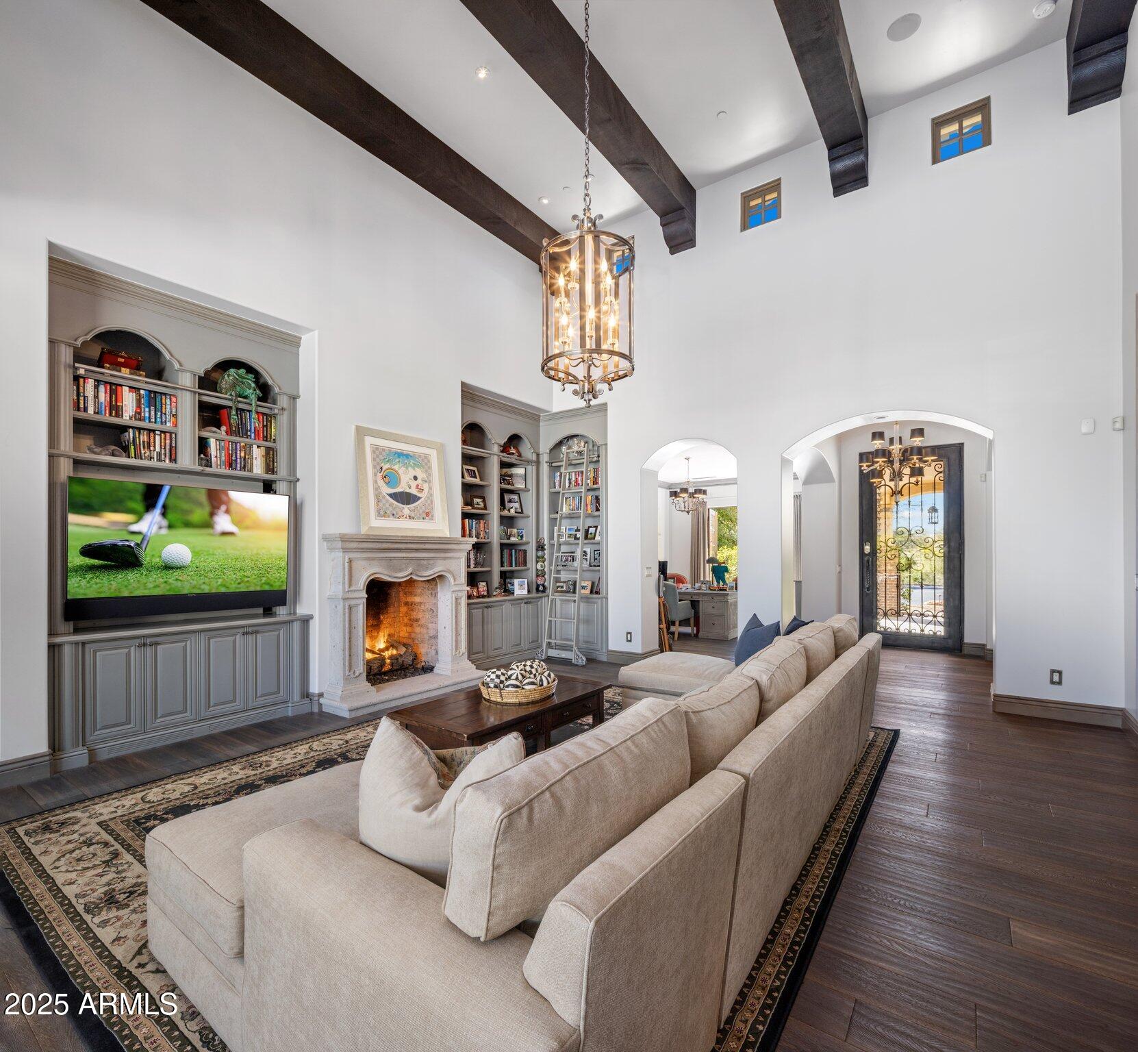 3980 E SIERRA VISTA Drive