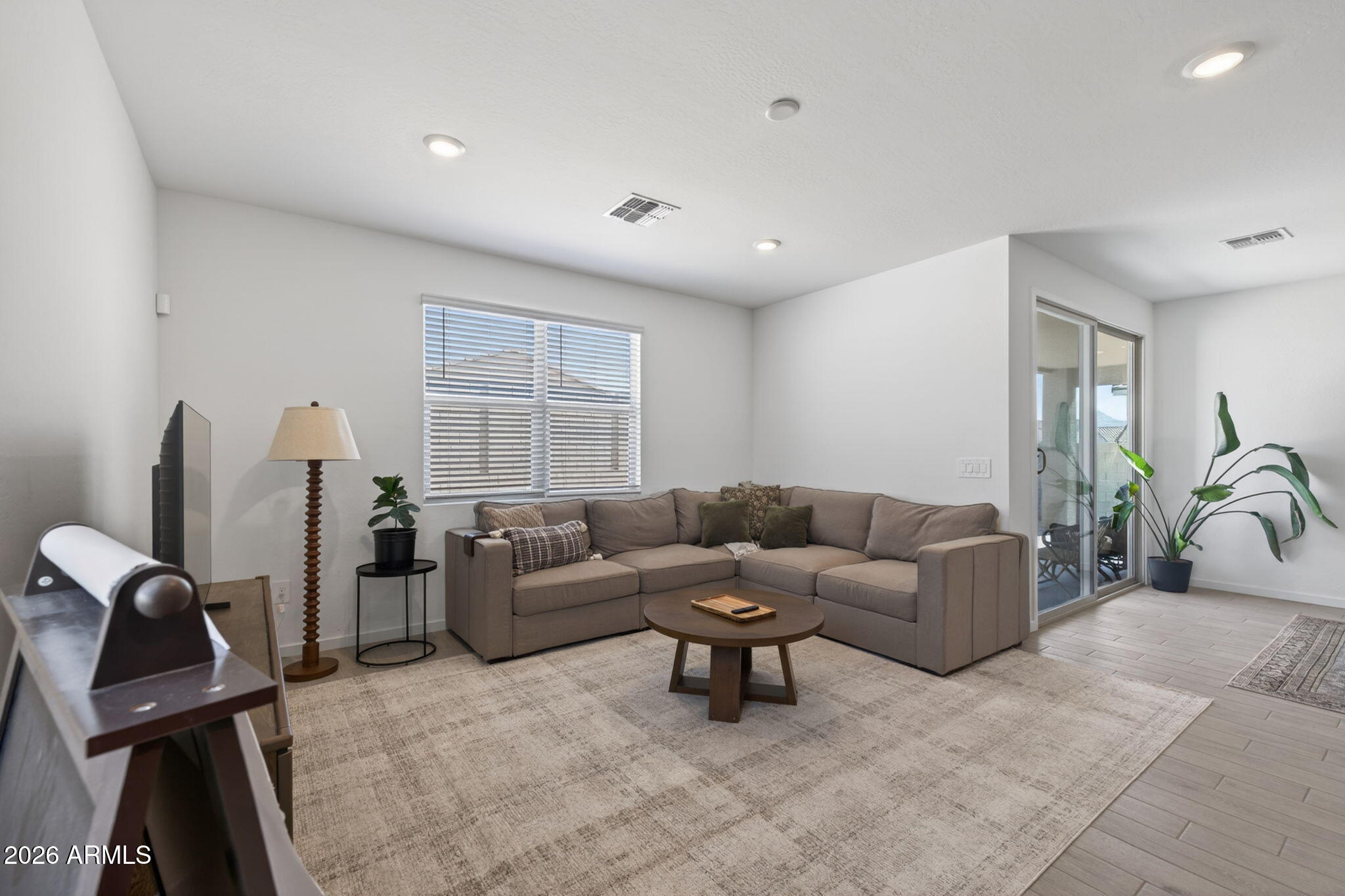 4401 W JOSEPHINE Street