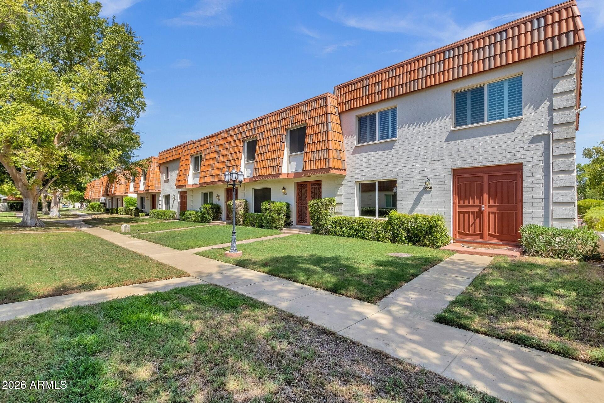 3950 N GRANITE REEF Road