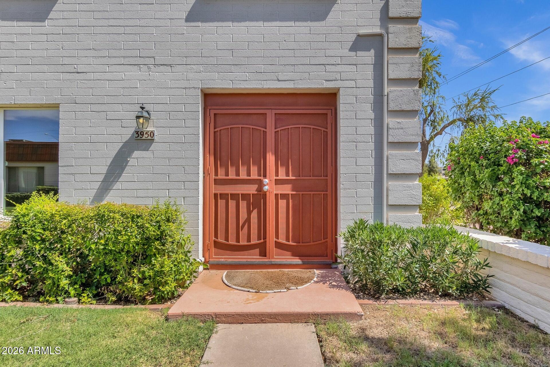 3950 N GRANITE REEF Road