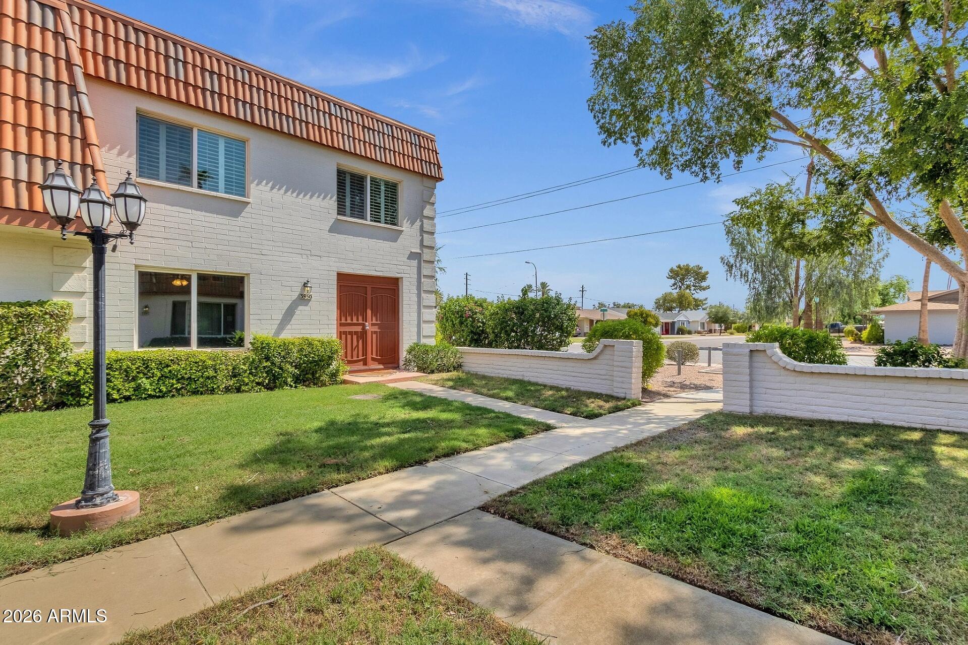 3950 N GRANITE REEF Road