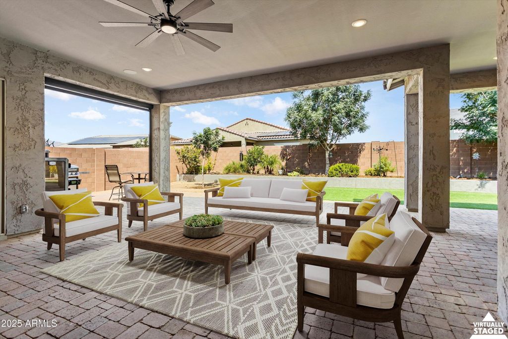 Photo of 17988 W Hazelwood Street, Goodyear, AZ 85395 (MLS # 6909772)