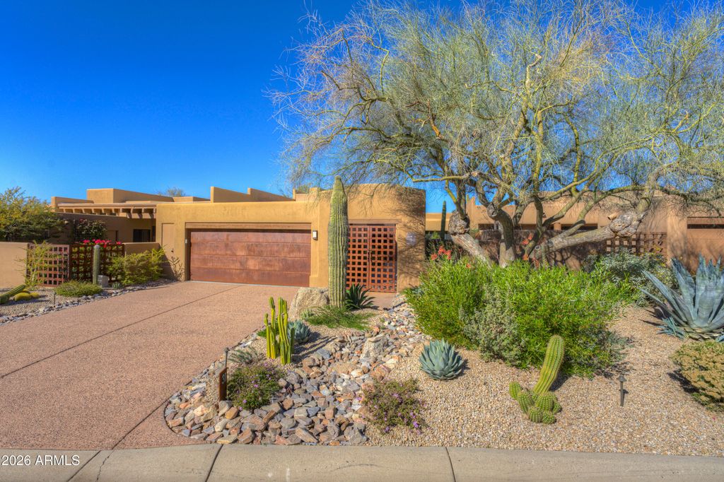 Photo of 8502 E Cave Creek Road #31, Carefree, AZ 85377 (MLS # 6972316)
