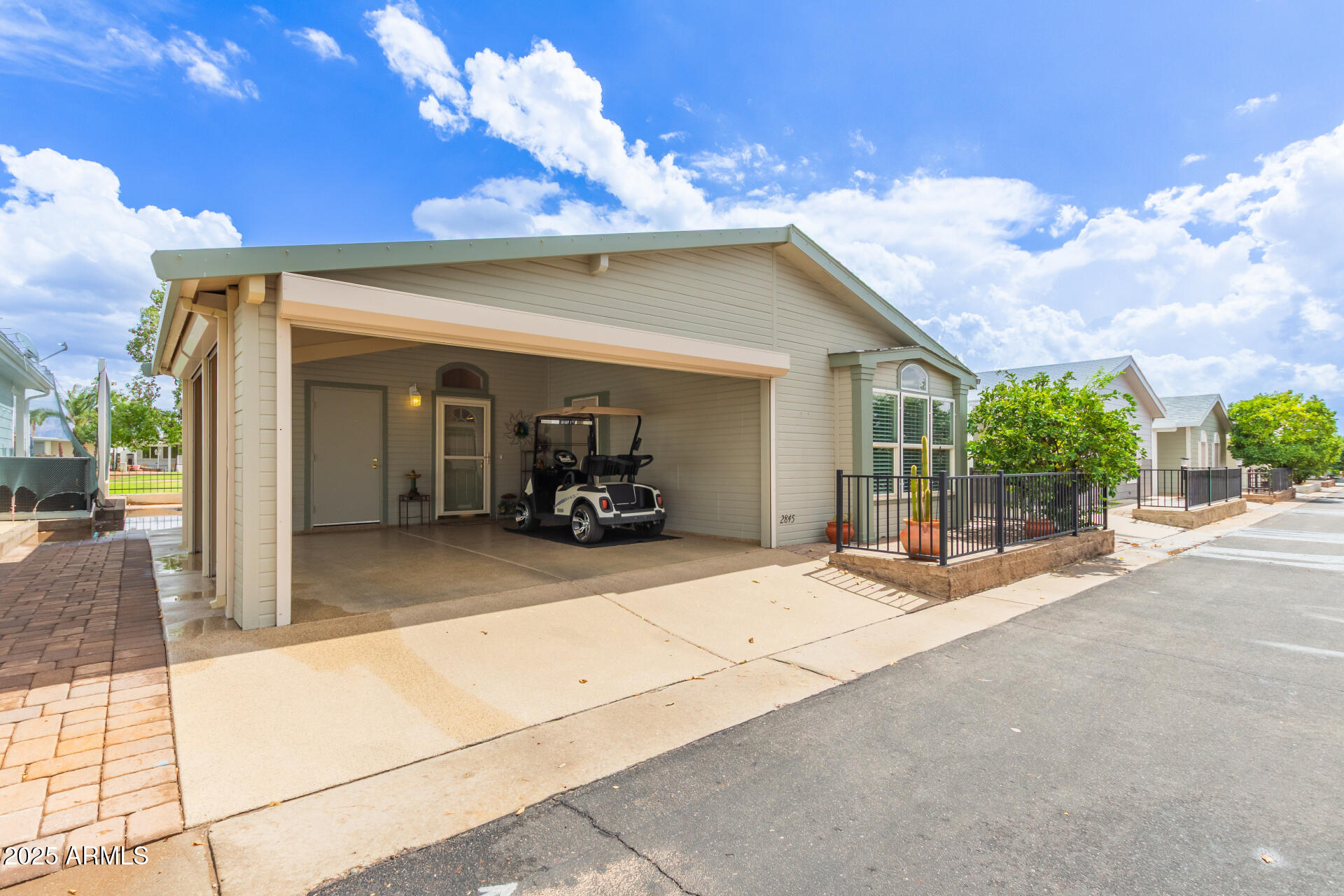 650 N Hawes Road 2845